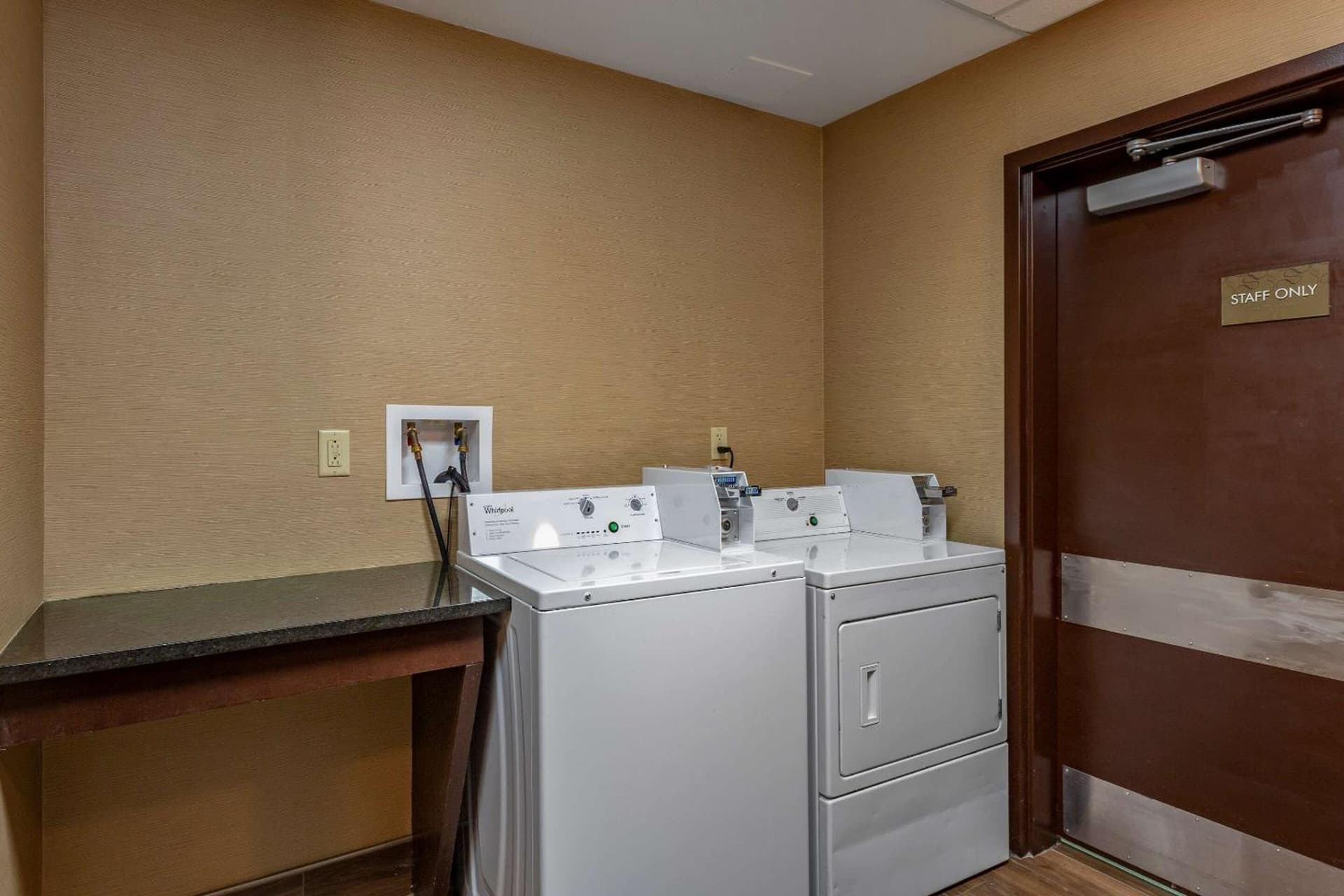 Comfort Suites Perrysburg - Toledo South gallery photo in Perrysburg, OH — image 8