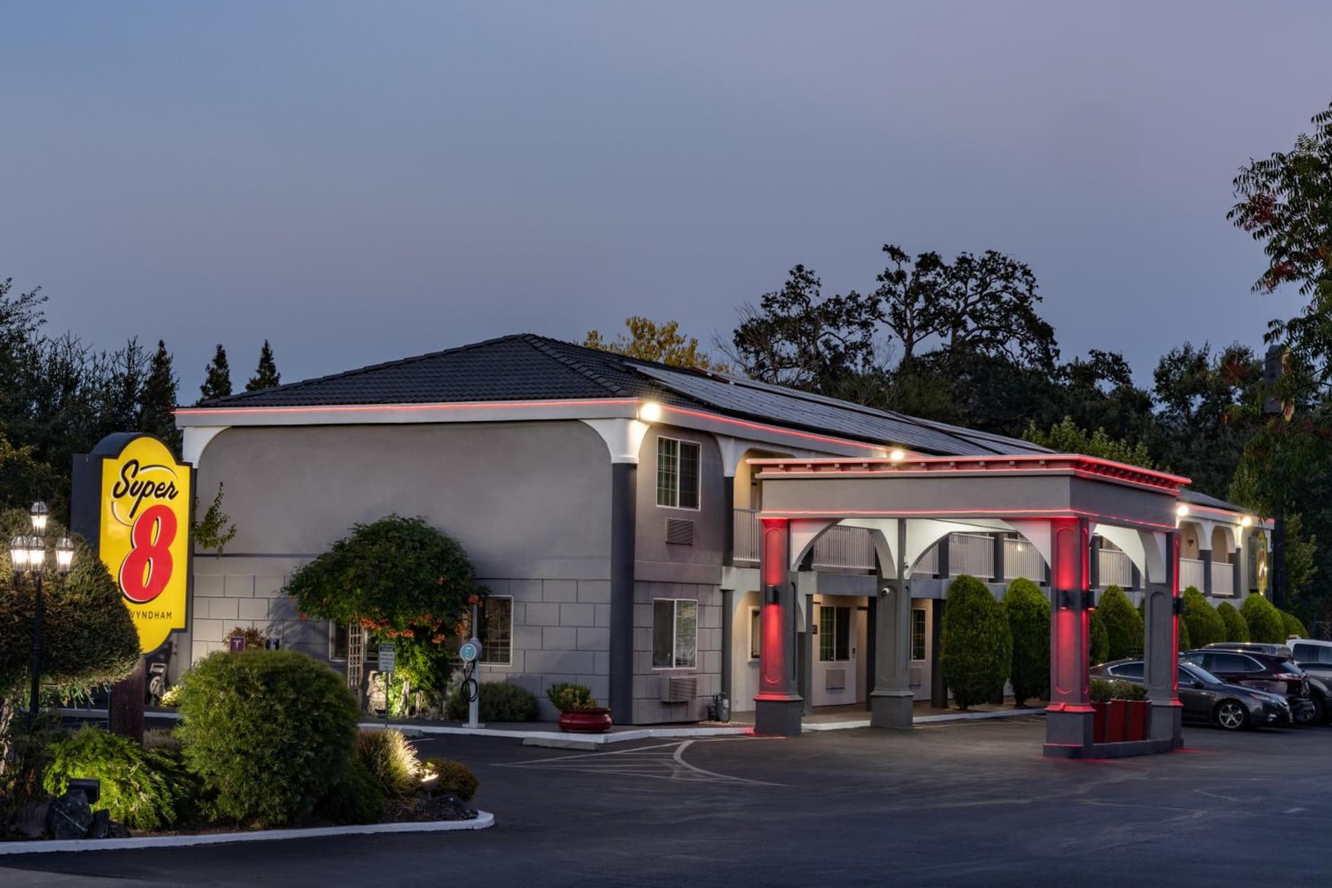 The Orchard Hotel Ukiah Wine Country Free Breakfast, Pool, & Hot Tub featured exterior or lobby in Ukiah, CA — similar hotel
