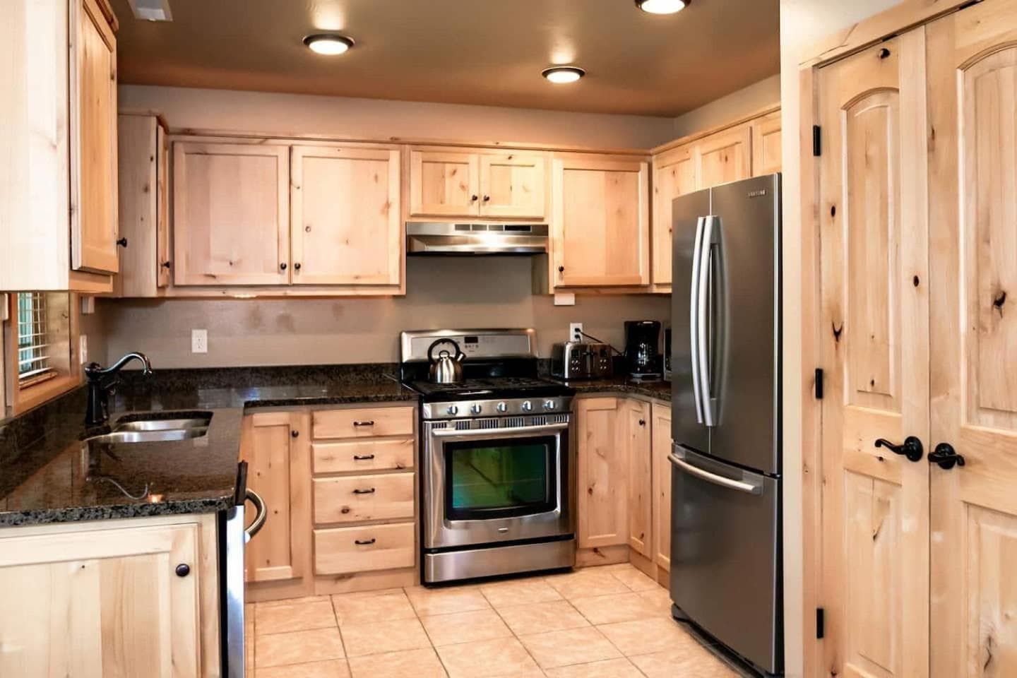The Raspberry Garden Luxury Hotel & Suites property views in Rexburg, ID — gallery photo 3