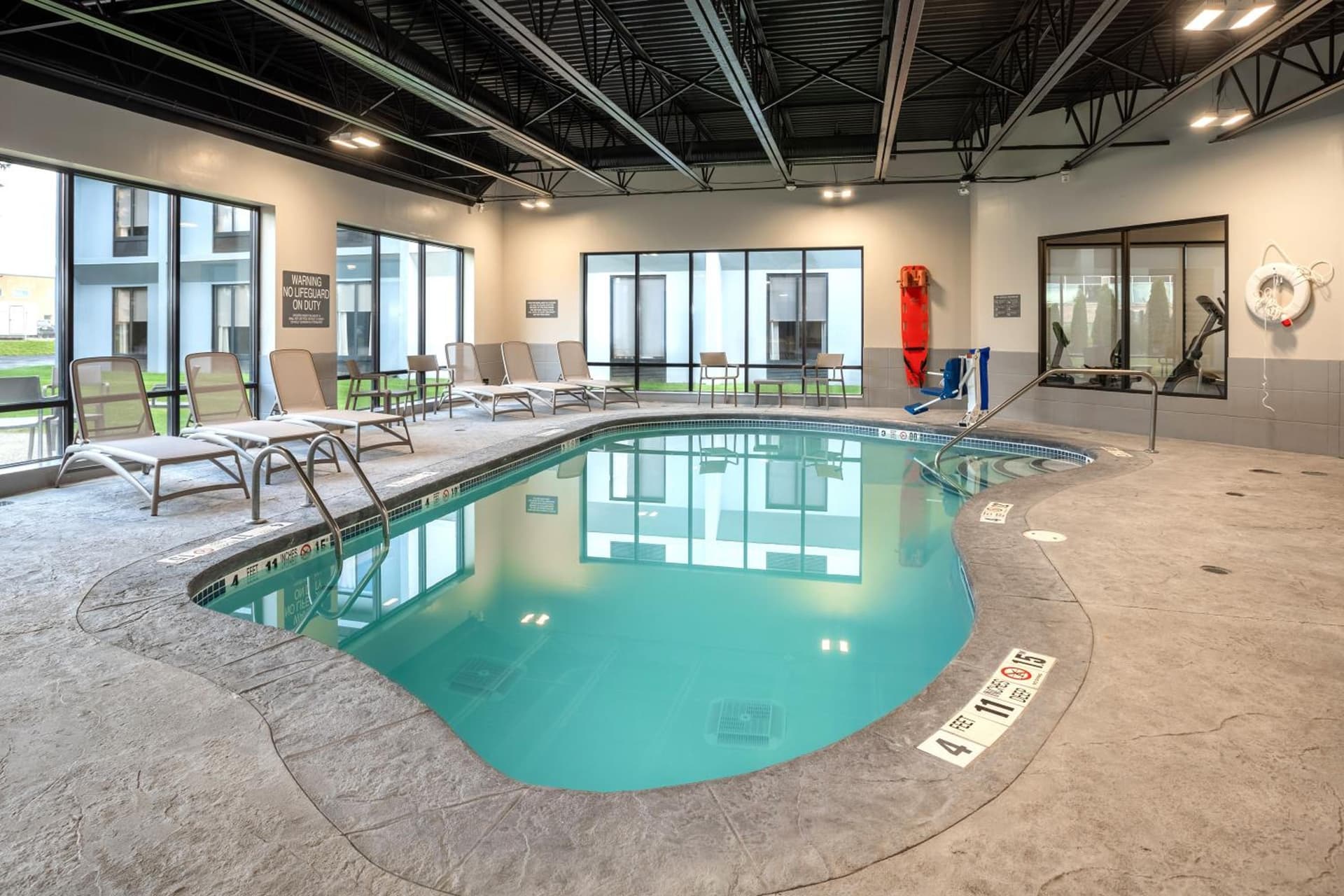 Comfort Inn & Suites Buffalo Airport gallery photo in Buffalo, NY — image 6
