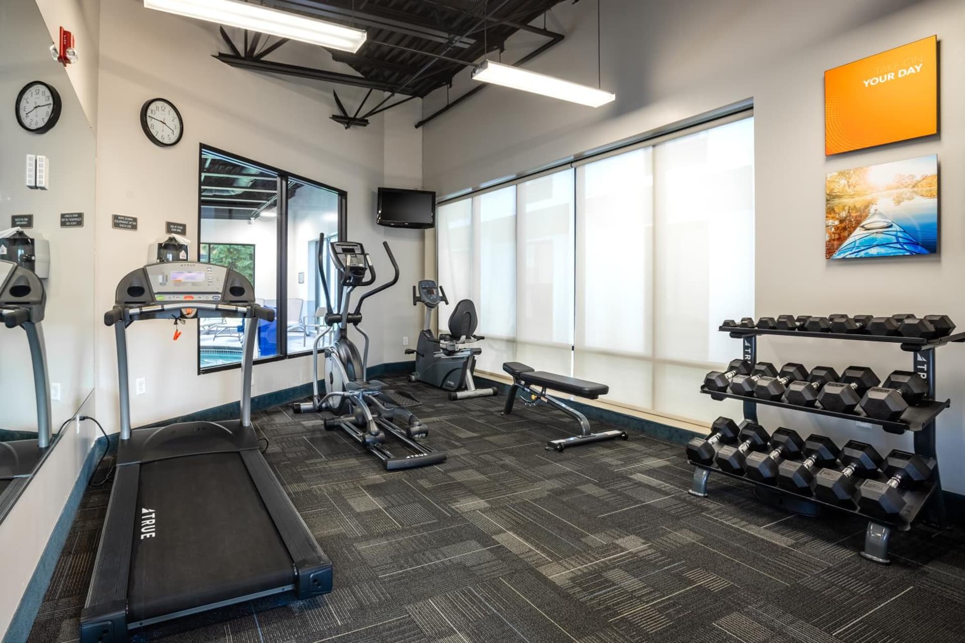 Comfort Inn & Suites Buffalo Airport gallery photo in Buffalo, NY — image 10