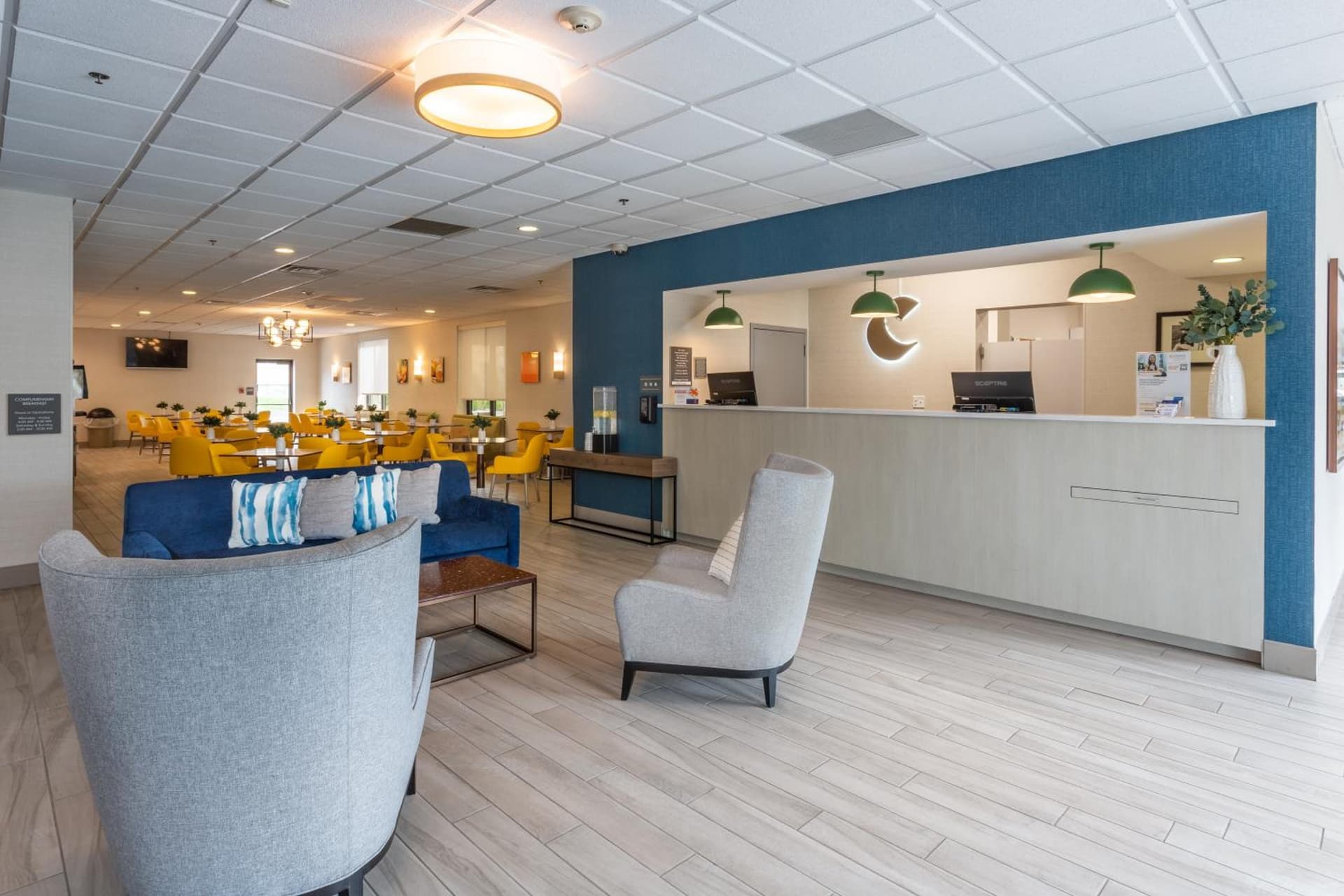 Comfort Inn & Suites Buffalo Airport gallery photo in Buffalo, NY — image 7