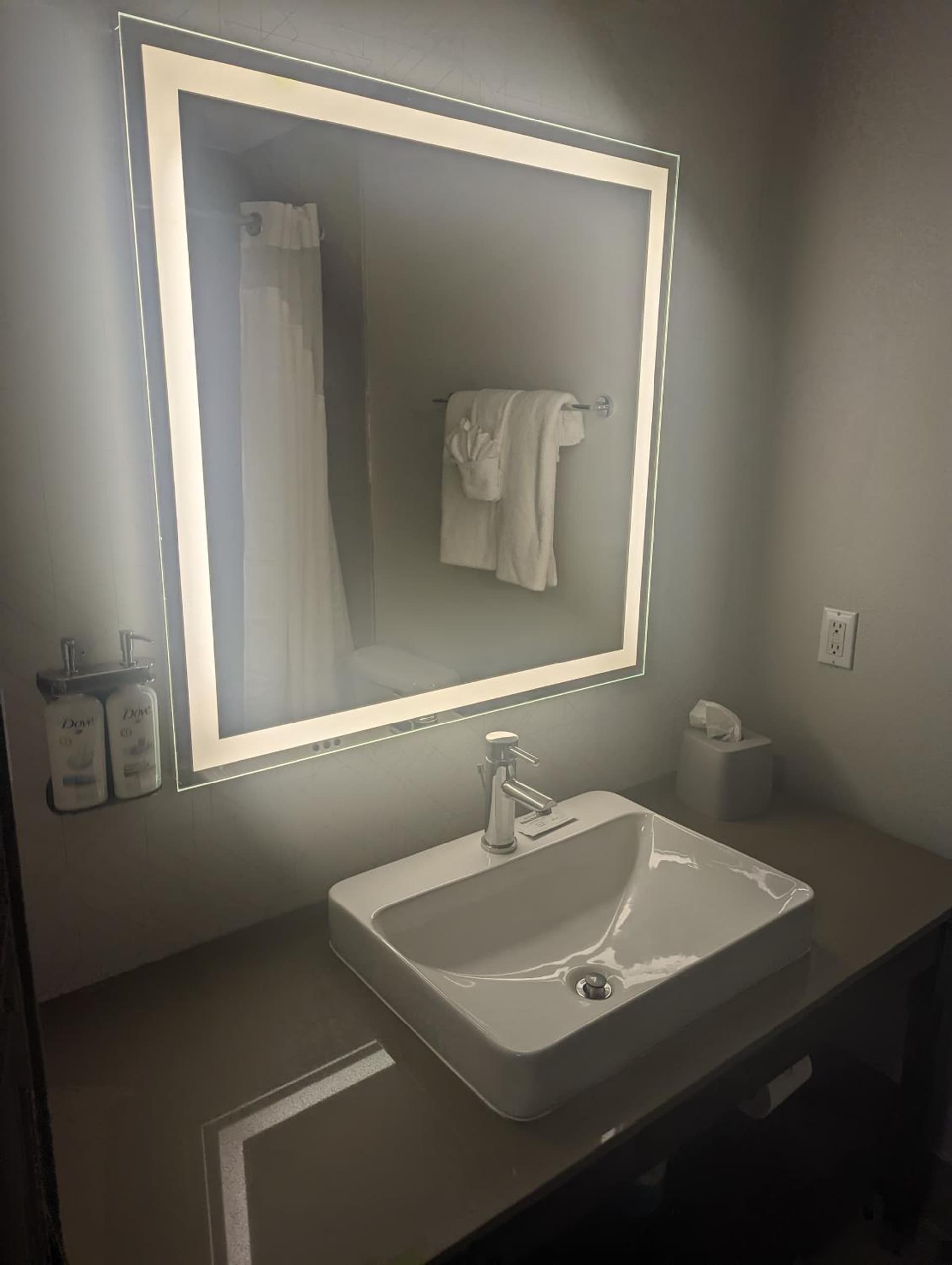 Holiday Inn Express & Suites Salt Lake City N - Bountiful gallery photo in Bountiful, UT — image 13