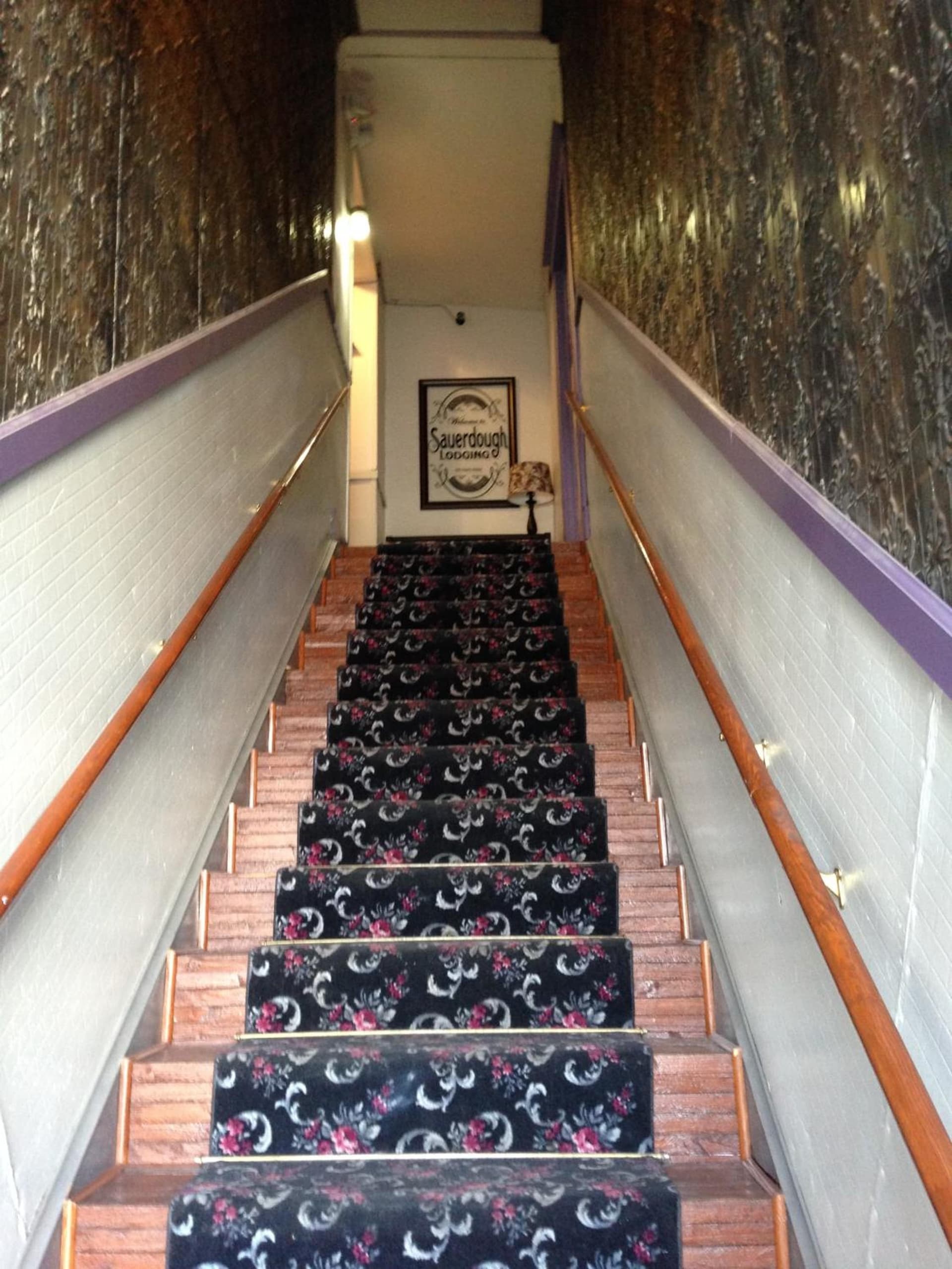 Sauerdough Lodging interior in Seward, AK — gallery photo 2