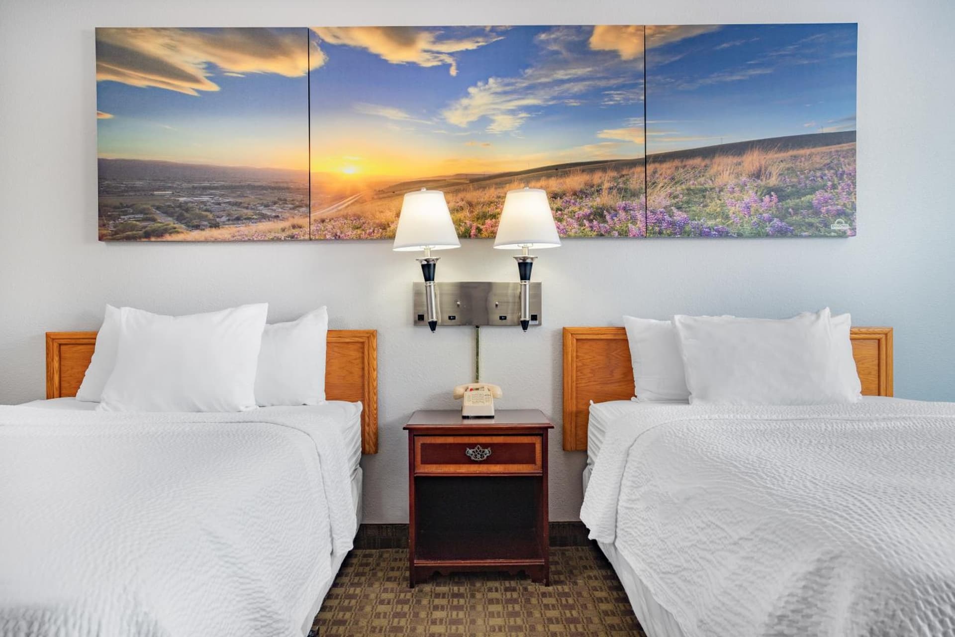 Days Inn by Wyndham Cambridge gallery photo in Cambridge, OH — image 25