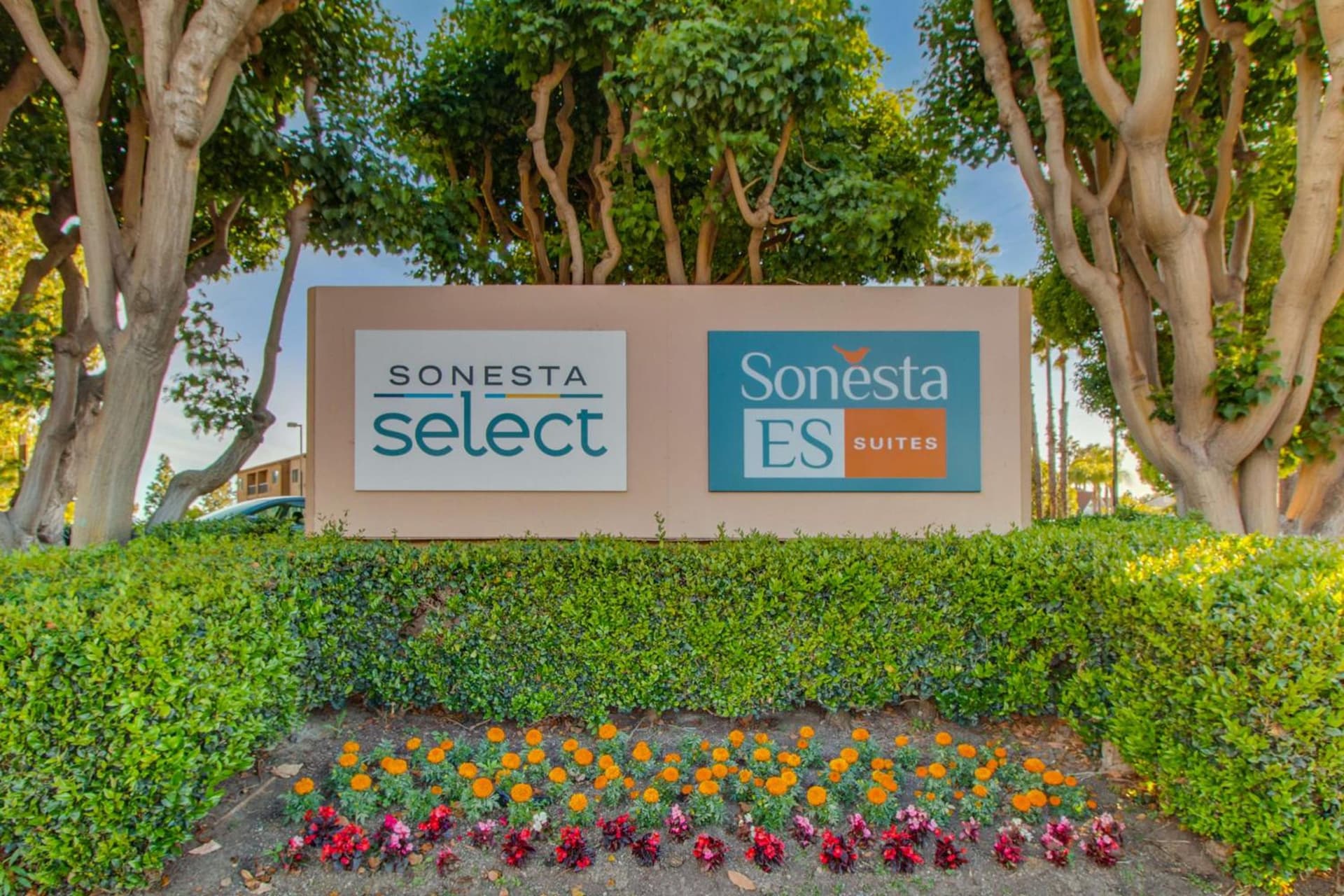 Sonesta ES Suites Huntington Beach Fountain Valley property views in Huntington Beach, CA — gallery photo 3