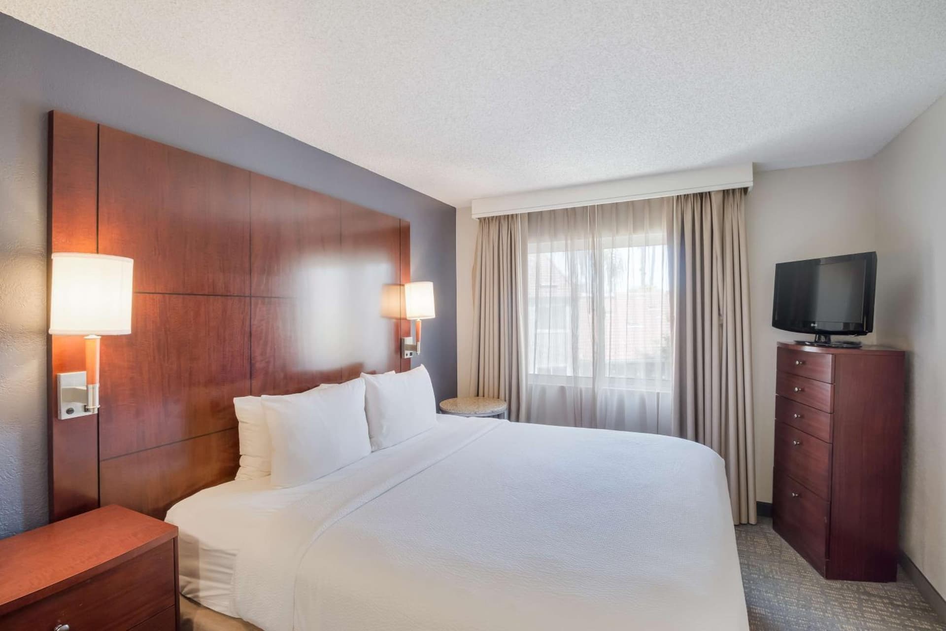 Sonesta ES Suites Huntington Beach Fountain Valley gallery photo in Huntington Beach, CA — image 12