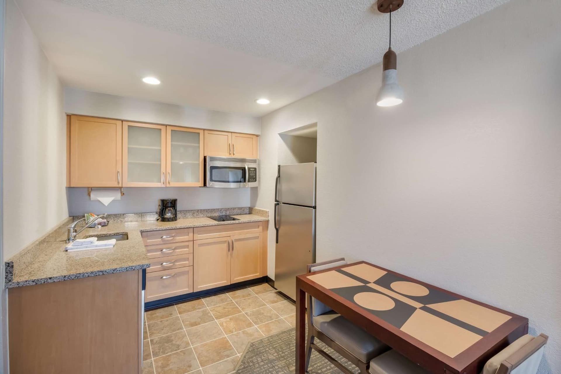 Sonesta ES Suites Huntington Beach Fountain Valley gallery photo in Huntington Beach, CA — image 7