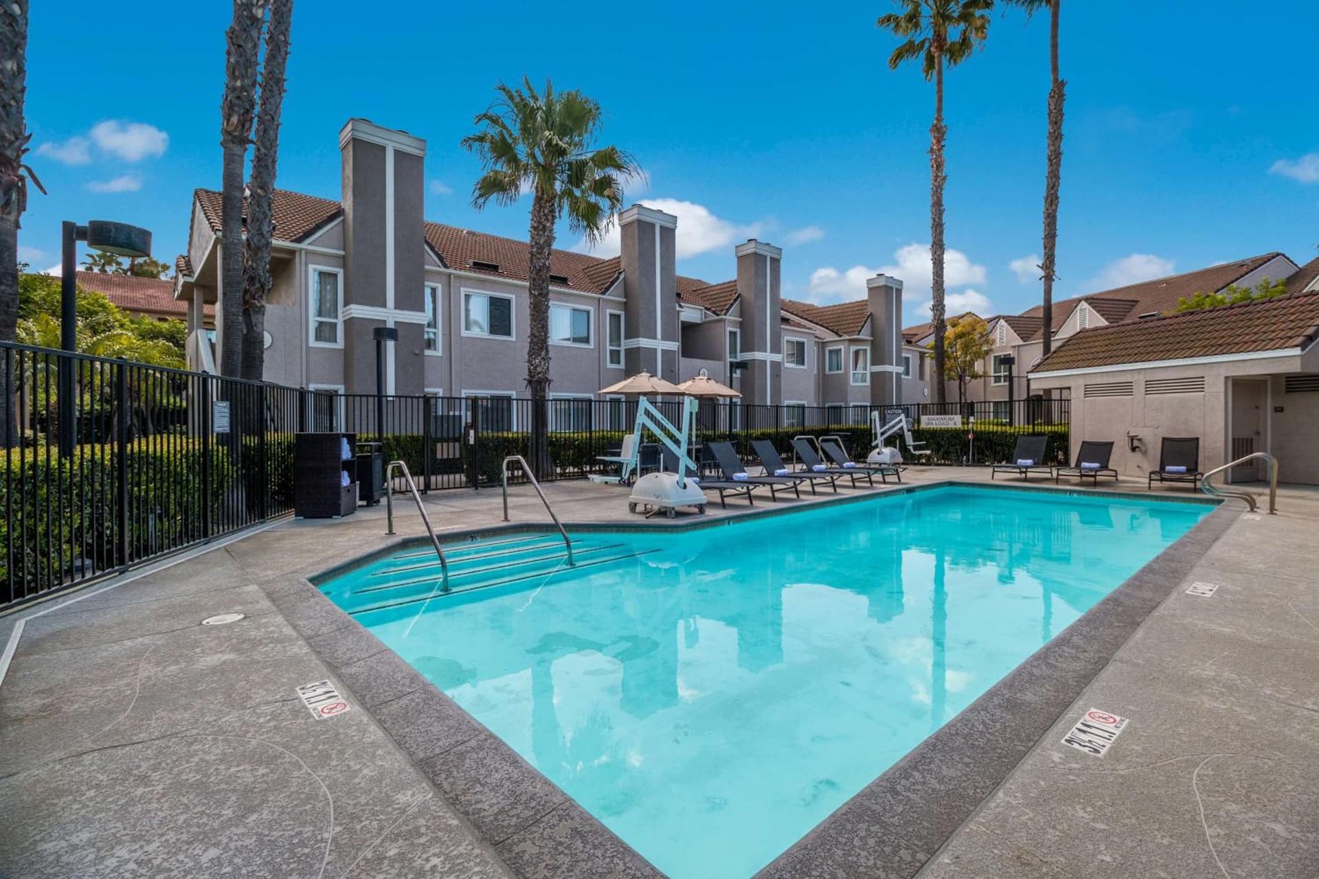 Sonesta ES Suites Huntington Beach Fountain Valley gallery photo in Huntington Beach, CA — image 9