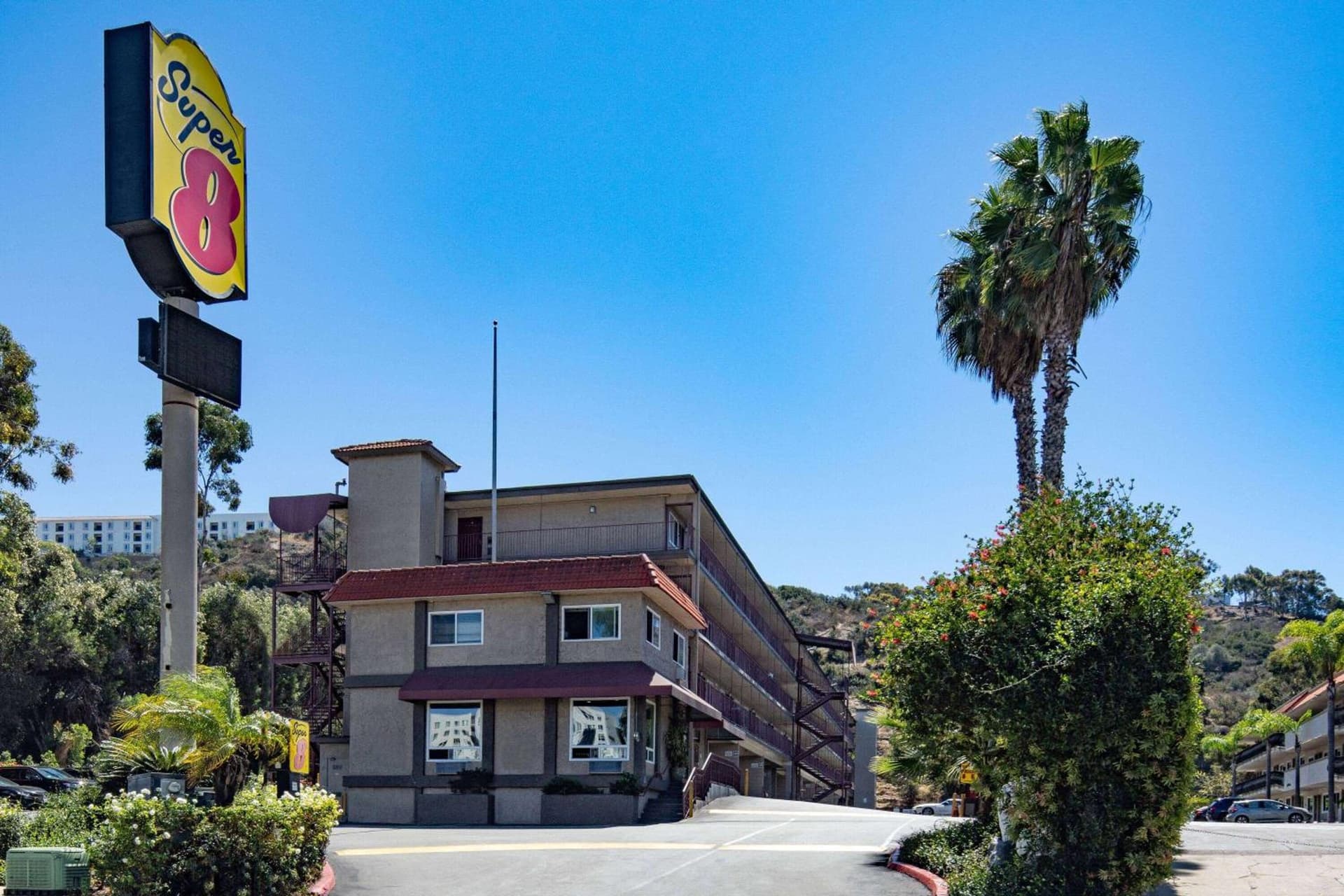 Super 8 by Wyndham San Diego Hotel Circle interior in San Diego, CA — gallery photo 2