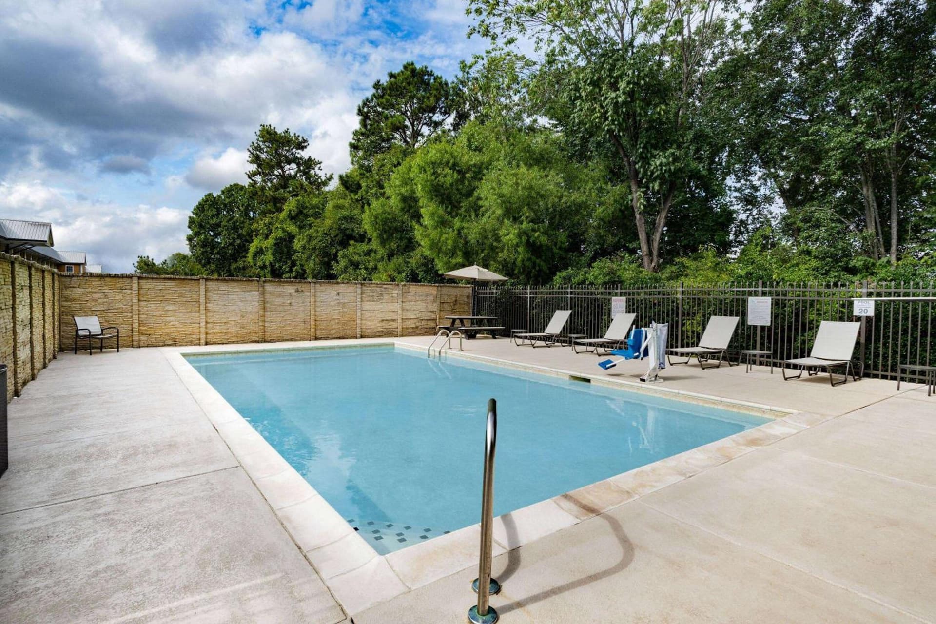 La Quinta by Wyndham Chattanooga - East Ridge gallery photo in Chattanooga, TN — image 20