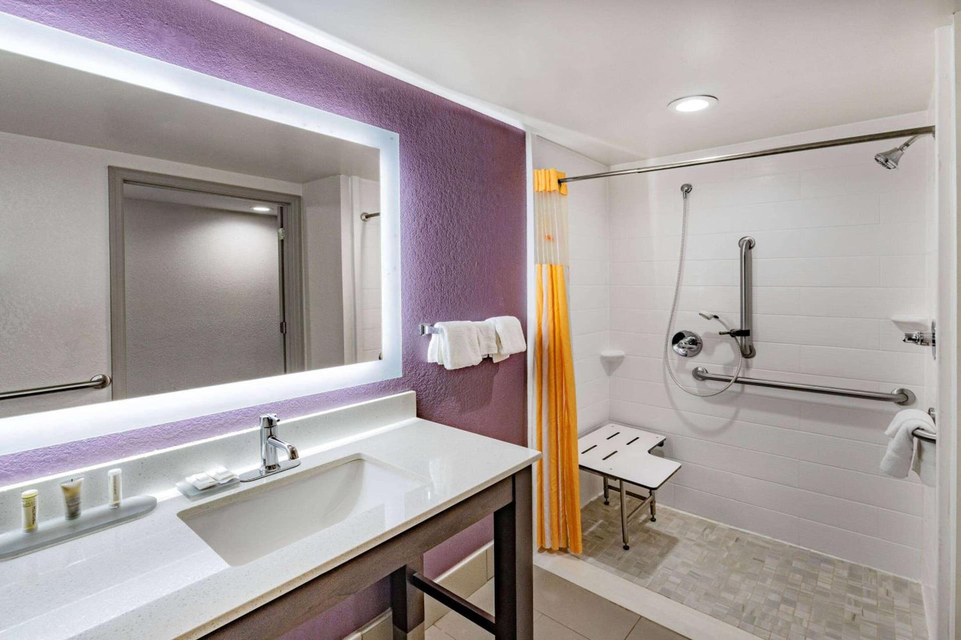 La Quinta by Wyndham Chattanooga - East Ridge gallery photo in Chattanooga, TN — image 6