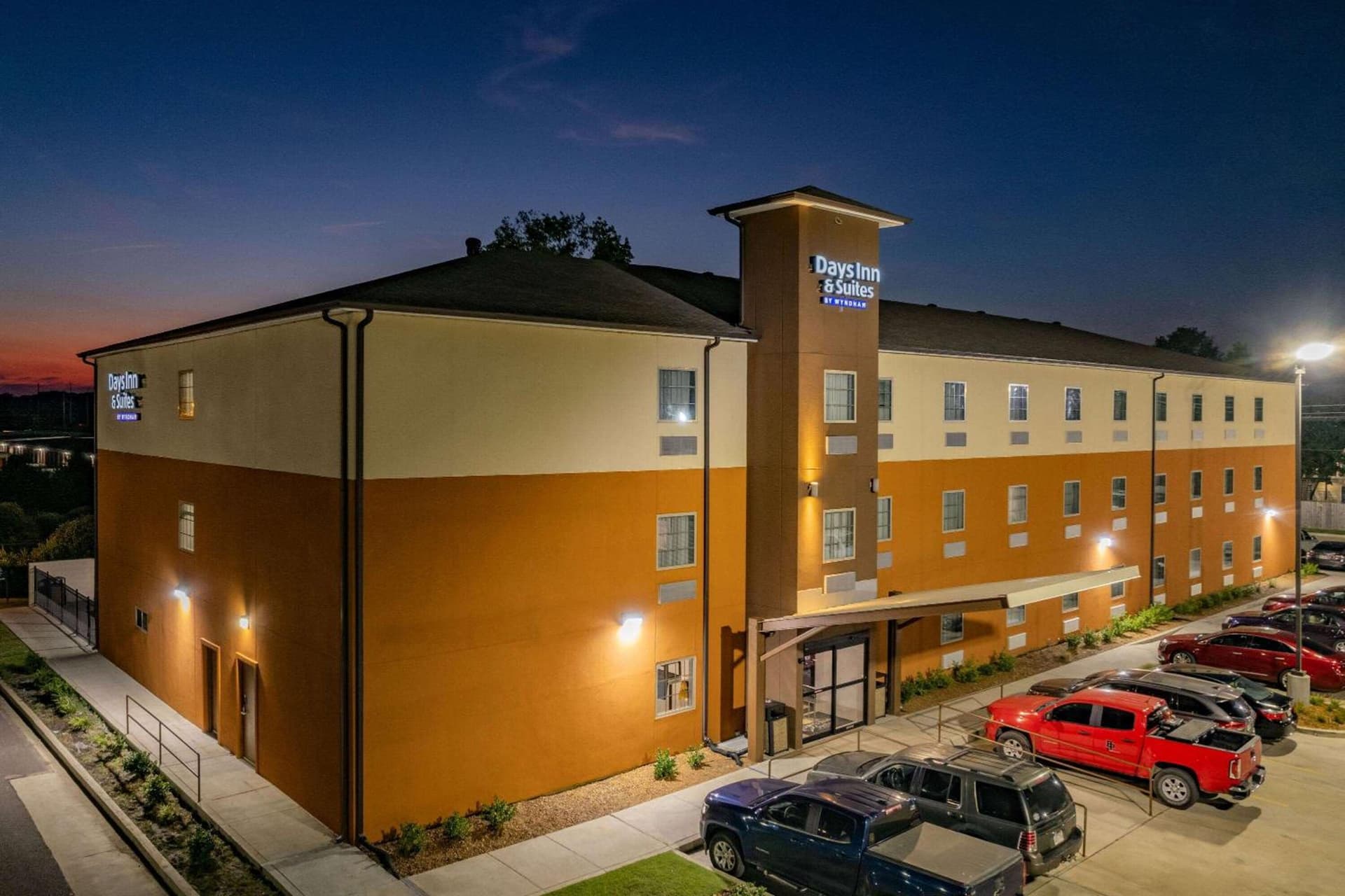 Days Inn & Suites by Wyndham Horn Lake - Memphis Graceland property views in Horn Lake, MS — gallery photo 3