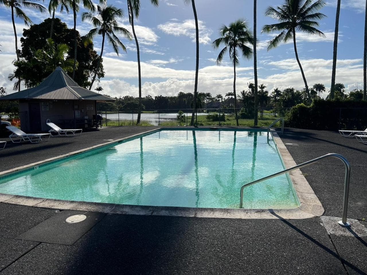 Stunning Views Best location in Hilo 2BR modern Condo interior in Hilo, HI — gallery photo 2