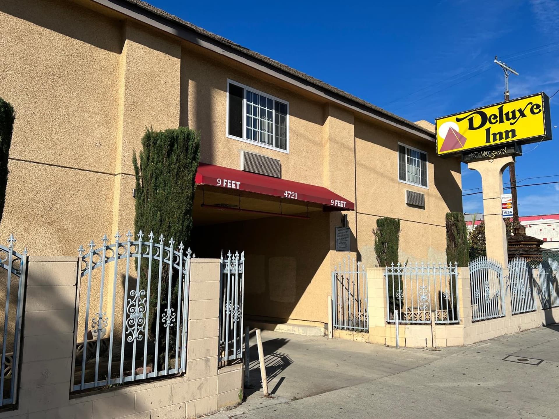 Deluxe Inn LA featured exterior or lobby in Los Angeles, CA — similar hotel