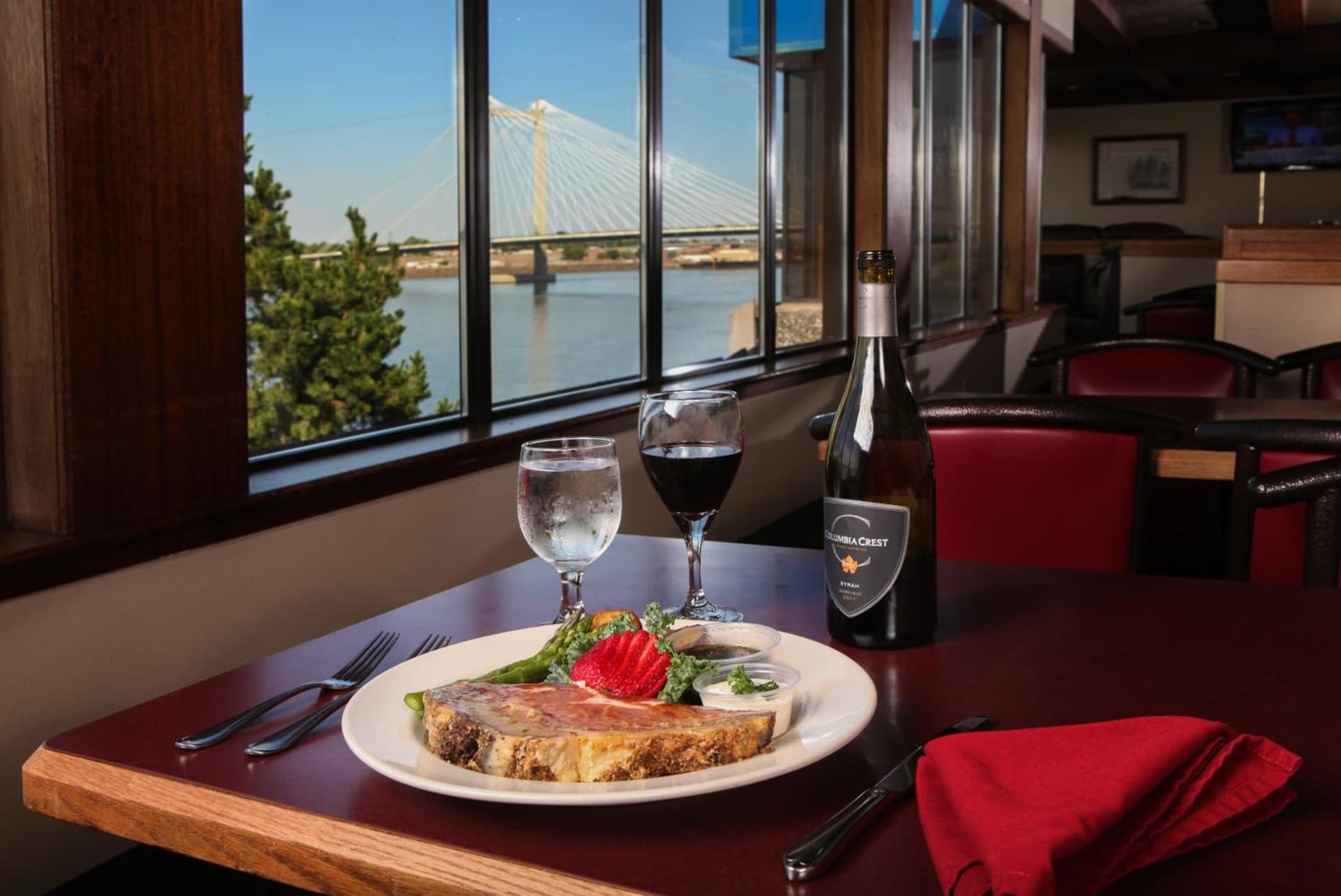 Clover Island Inn gallery photo in Kennewick, WA — image 34