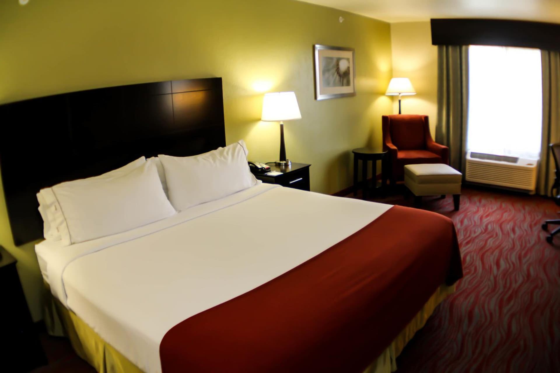 Holiday Inn Express & Suites Indianapolis North - Carmel by IHG gallery photo in Carmel, IN — image 37