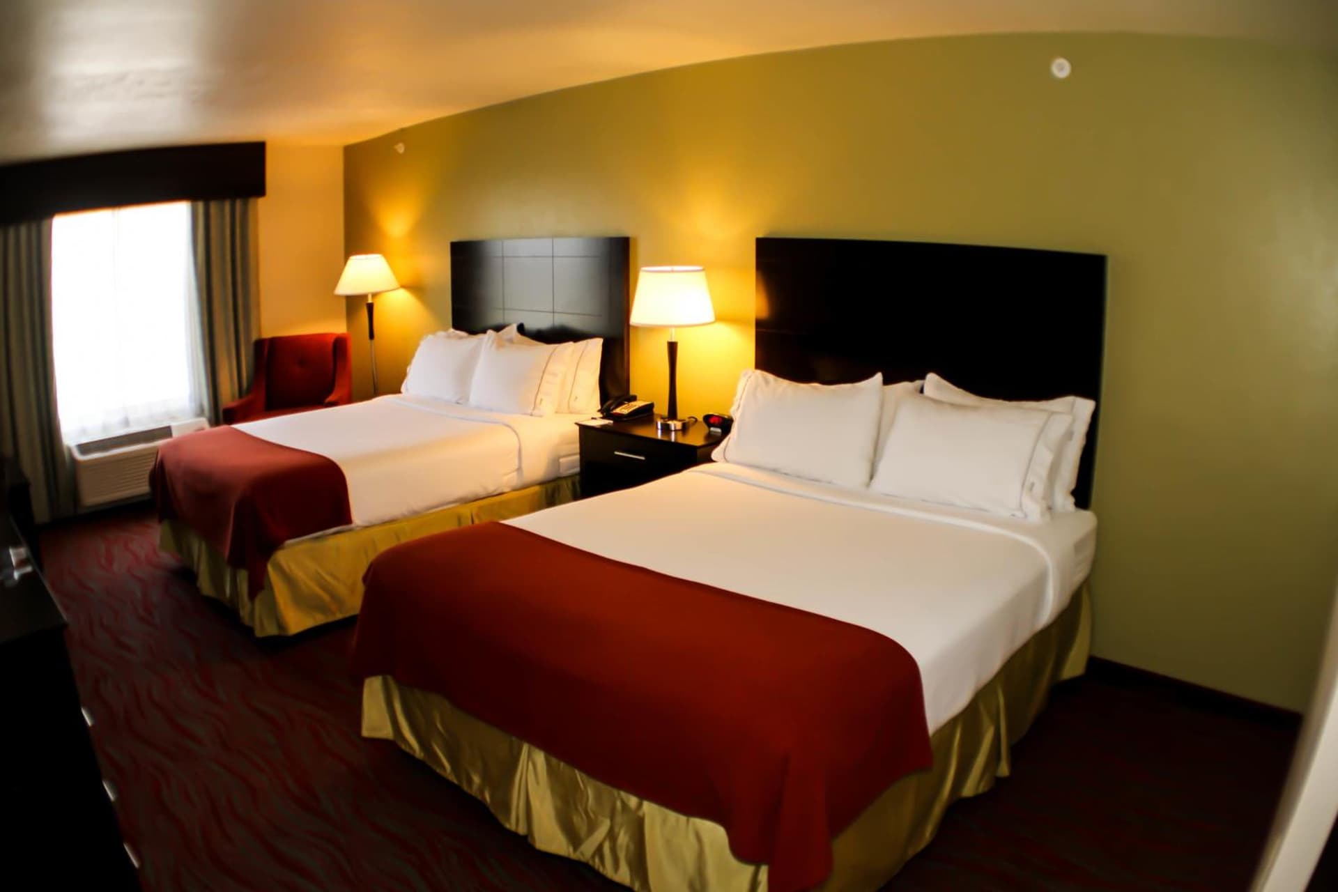 Holiday Inn Express & Suites Indianapolis North - Carmel by IHG interior in Carmel, IN — gallery photo 2