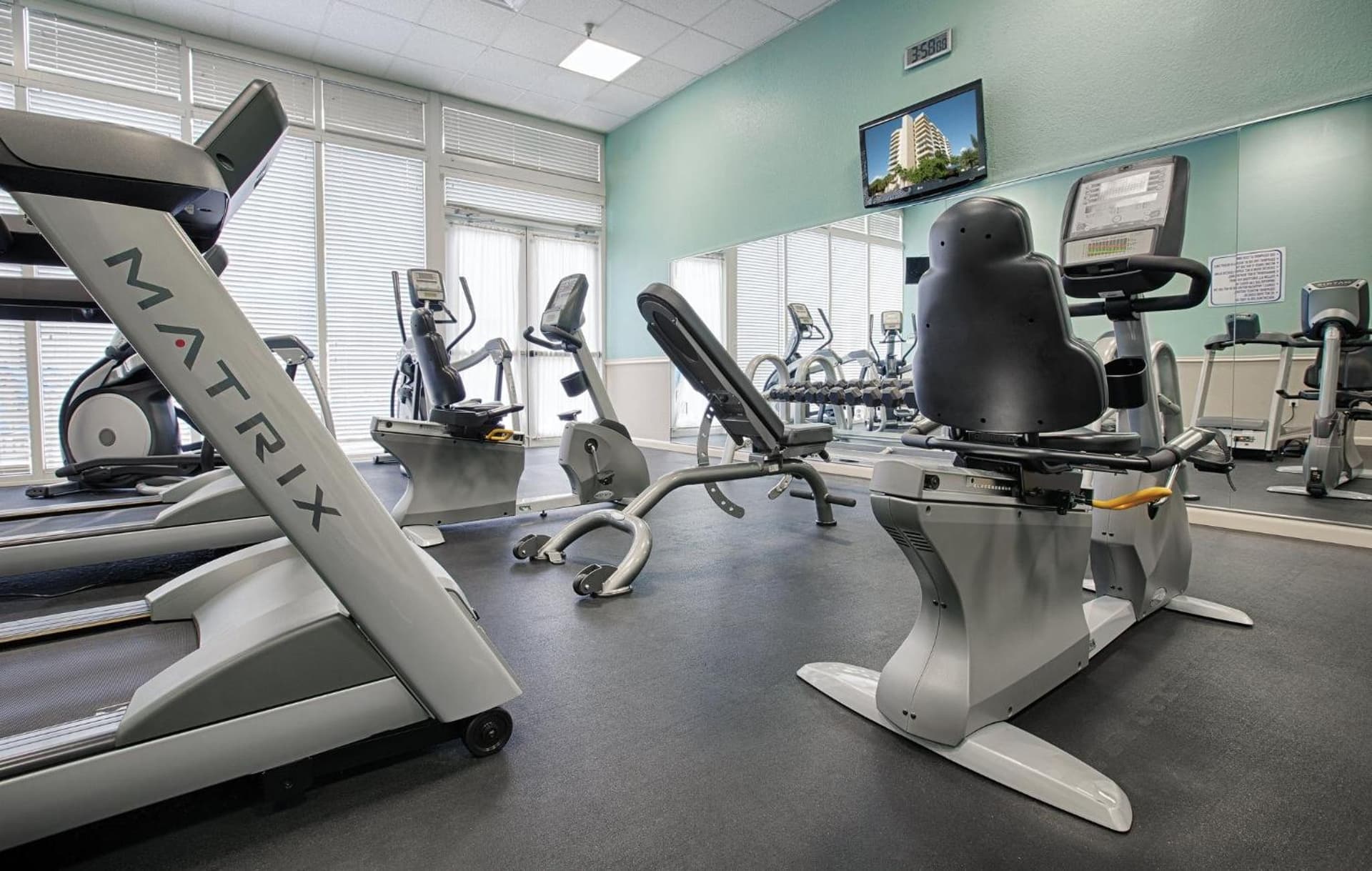 Club Wyndham Santa Barbara gallery photo in Pompano Beach, FL — image 9