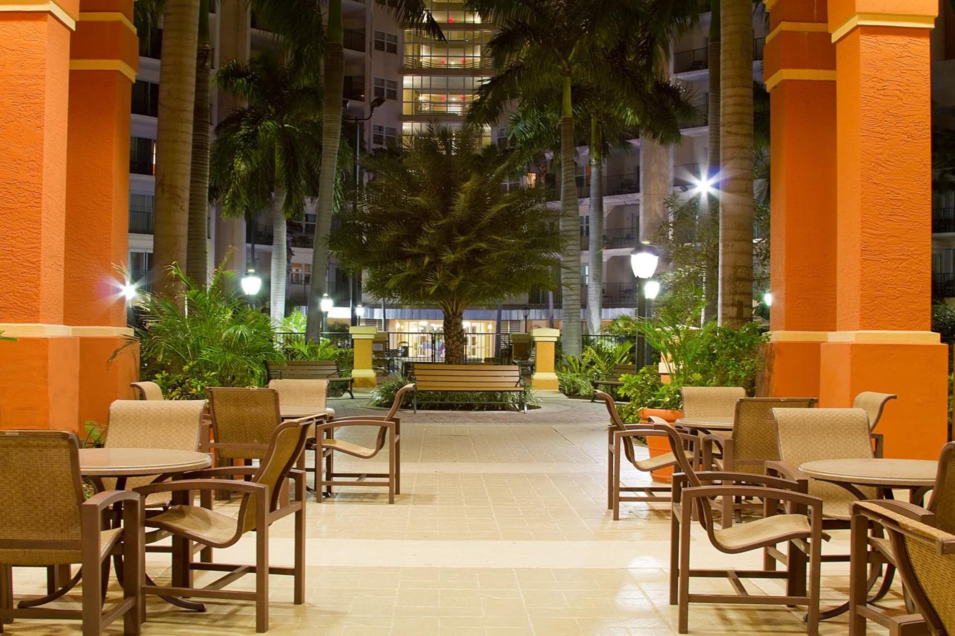 Club Wyndham Palm-Aire property views in Pompano Beach, FL — gallery photo 3
