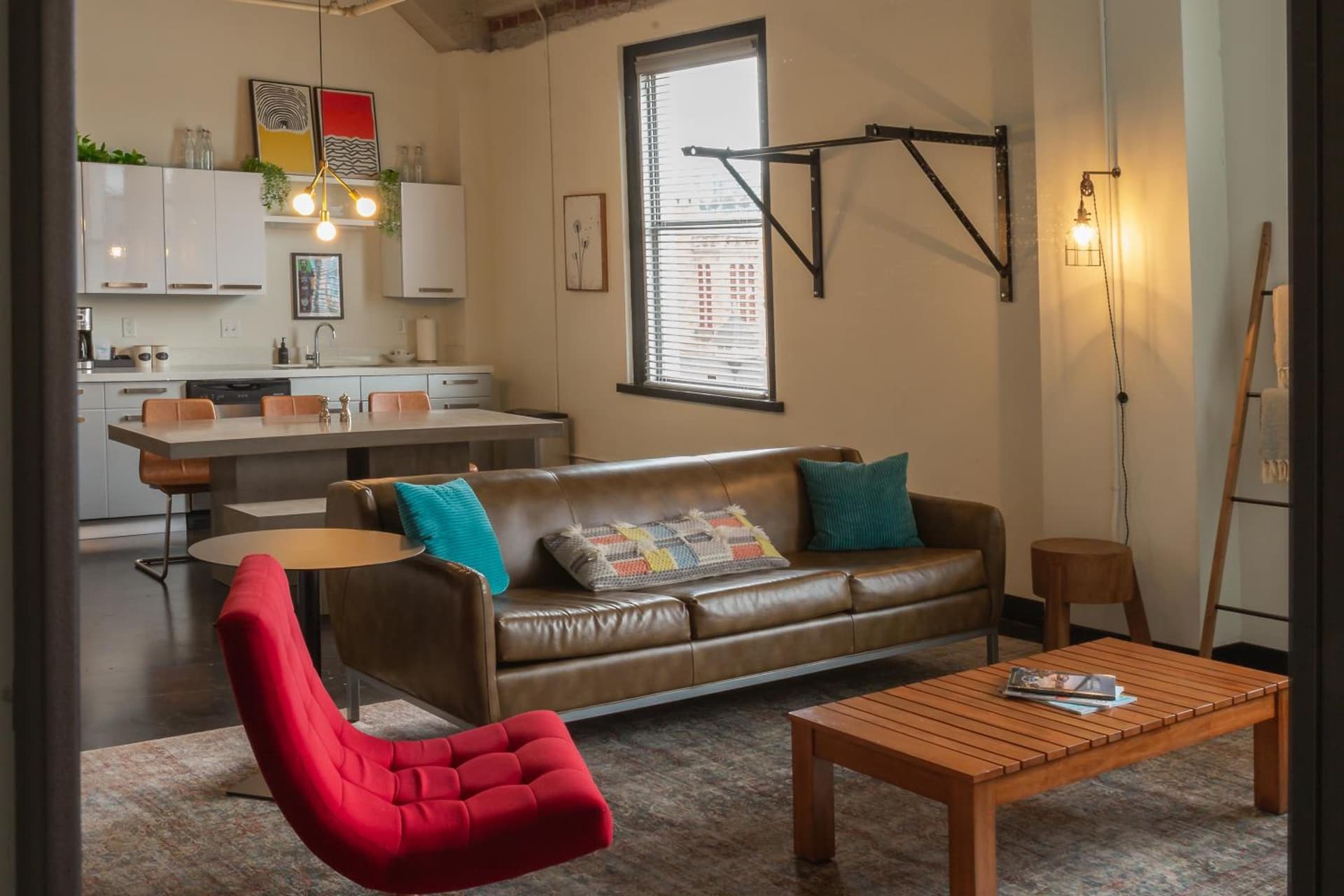 Hotel Clemons gallery photo in Chattanooga, TN — image 35