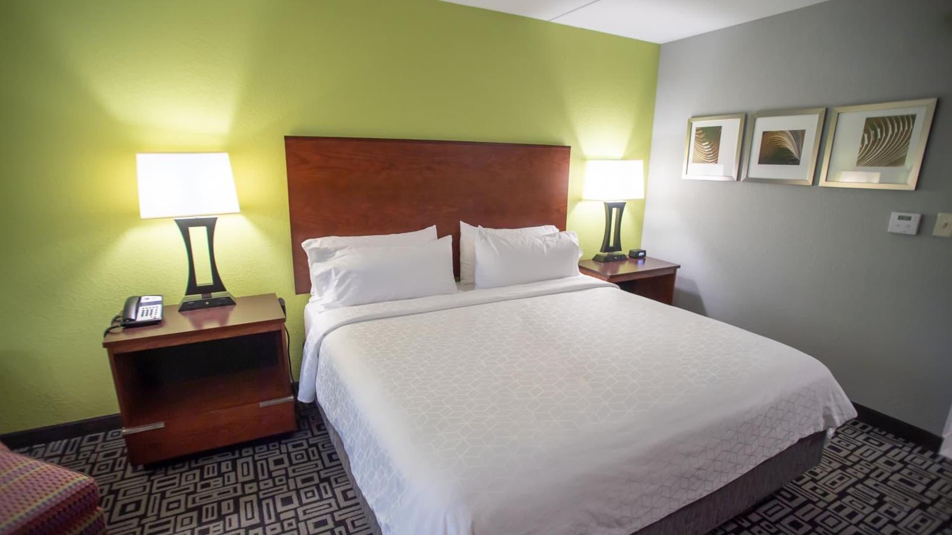 Holiday Inn Express Hickory - Hickory Mart by IHG gallery photo in Hickory, NC — image 30