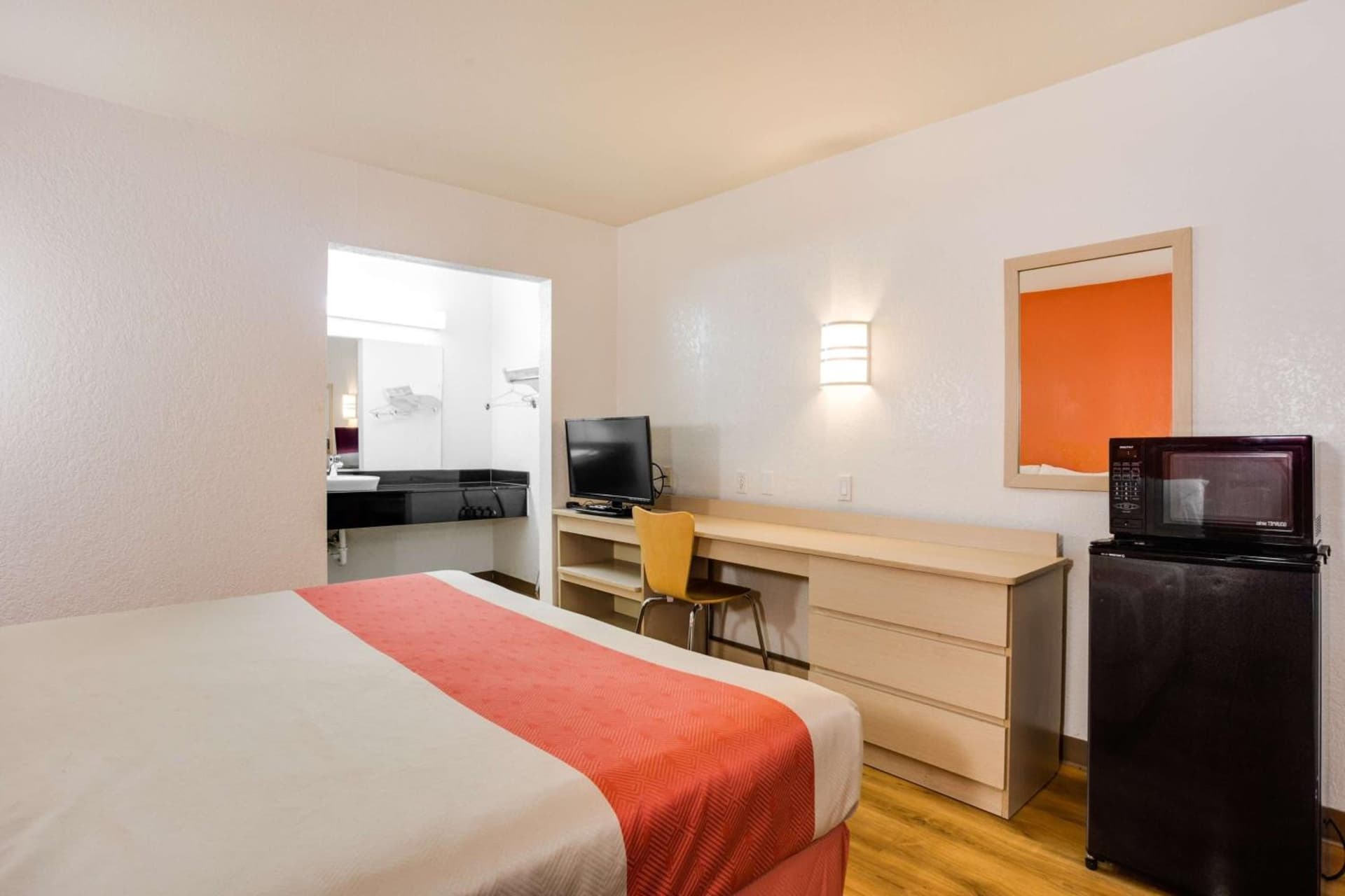 Motel 6-Fayetteville, AR gallery photo in Fayetteville, AR — image 12