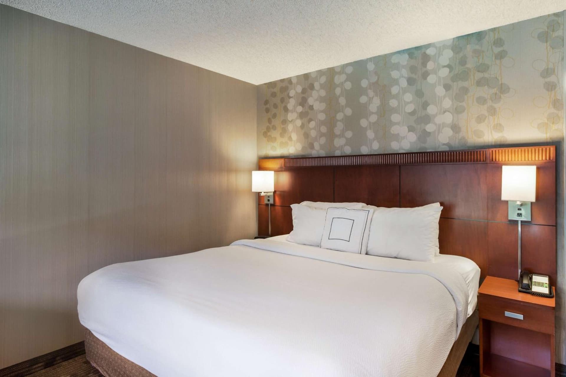Sonesta Select Huntington Beach Fountain Valley gallery photo in Huntington Beach, CA — image 19
