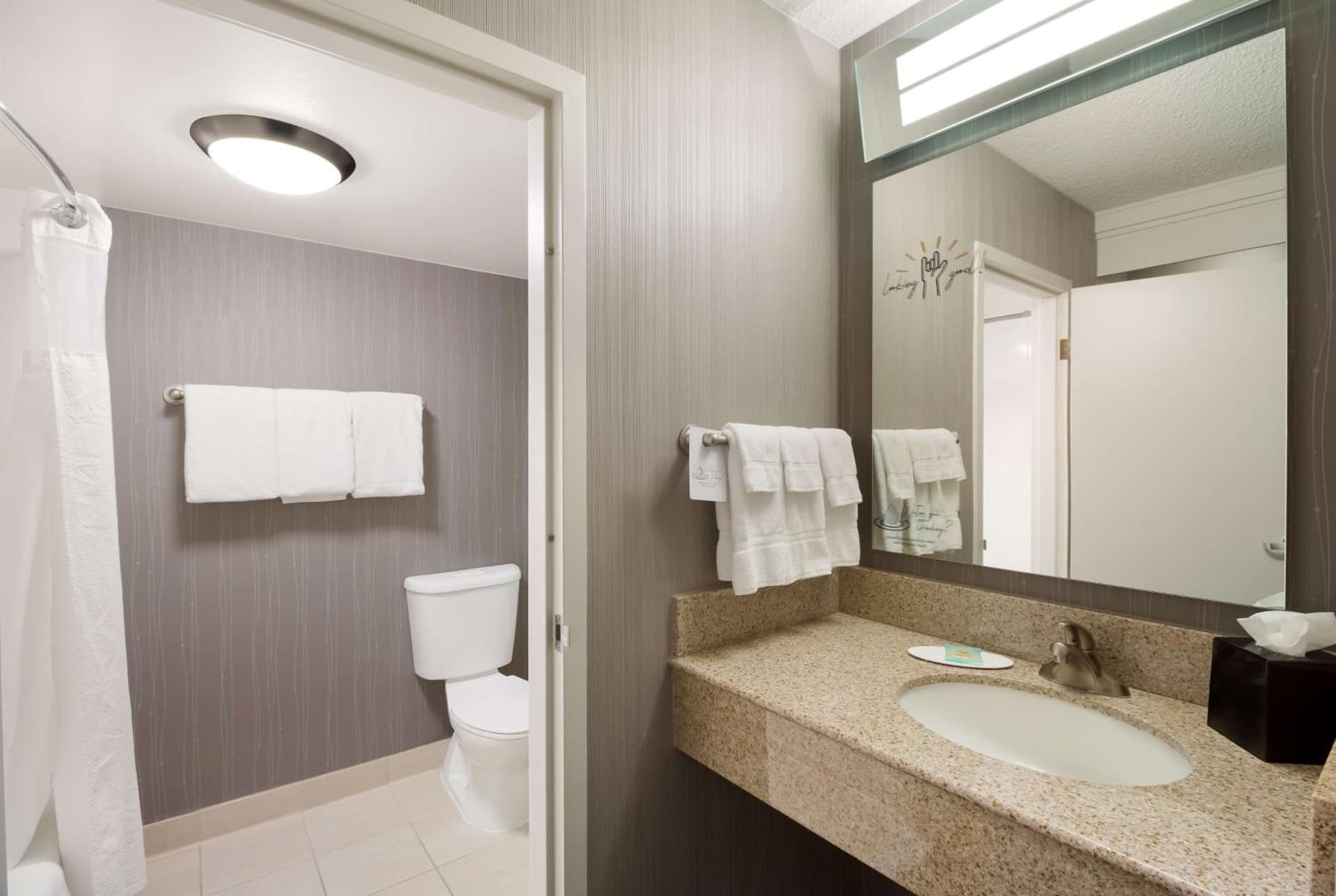 Sonesta Select Huntington Beach Fountain Valley gallery photo in Huntington Beach, CA — image 21
