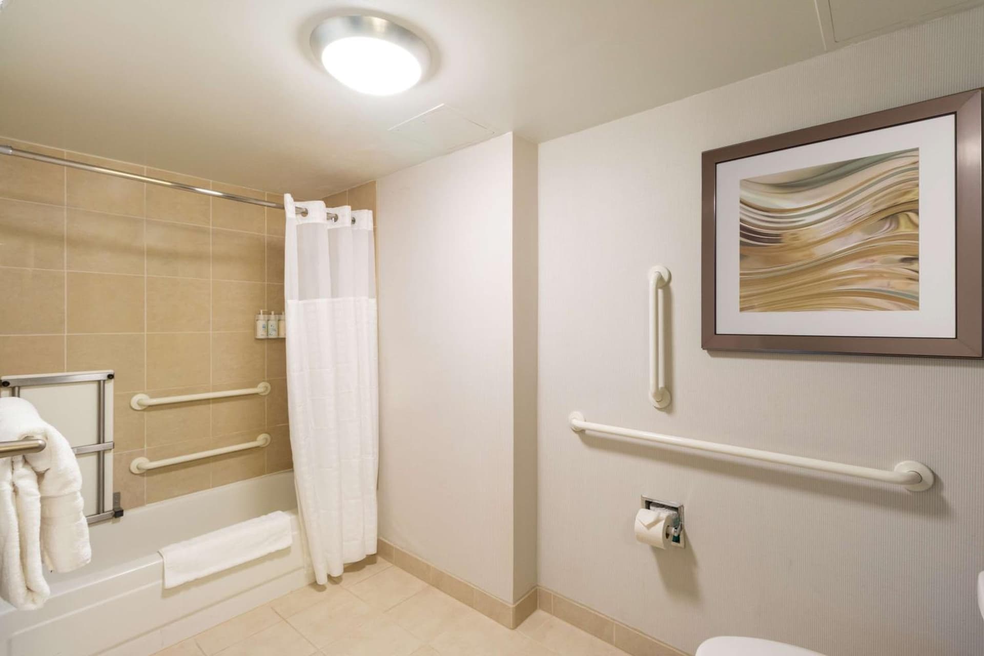 Sonesta Select Huntington Beach Fountain Valley gallery photo in Huntington Beach, CA — image 6