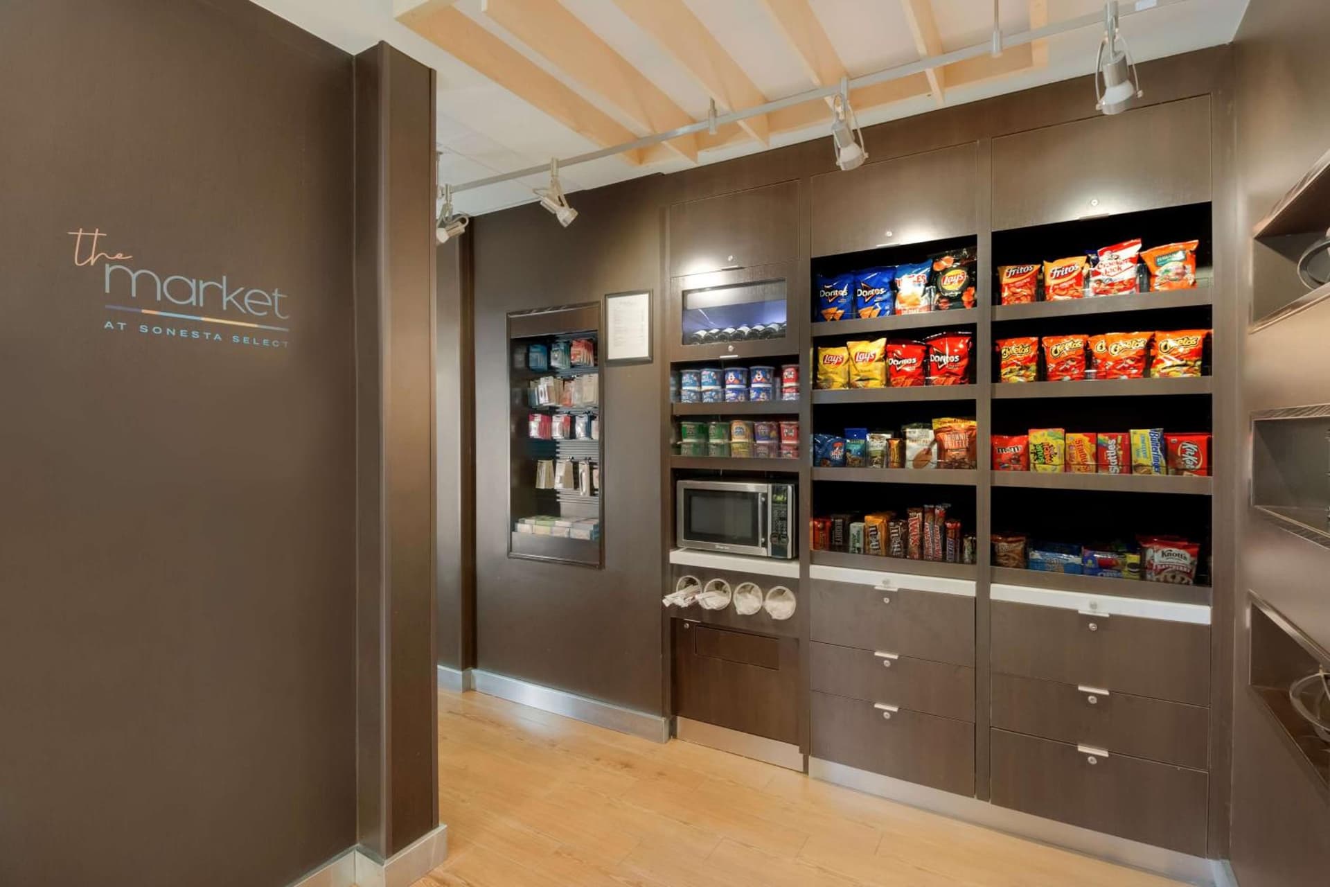 Sonesta Select Huntington Beach Fountain Valley gallery photo in Huntington Beach, CA — image 37