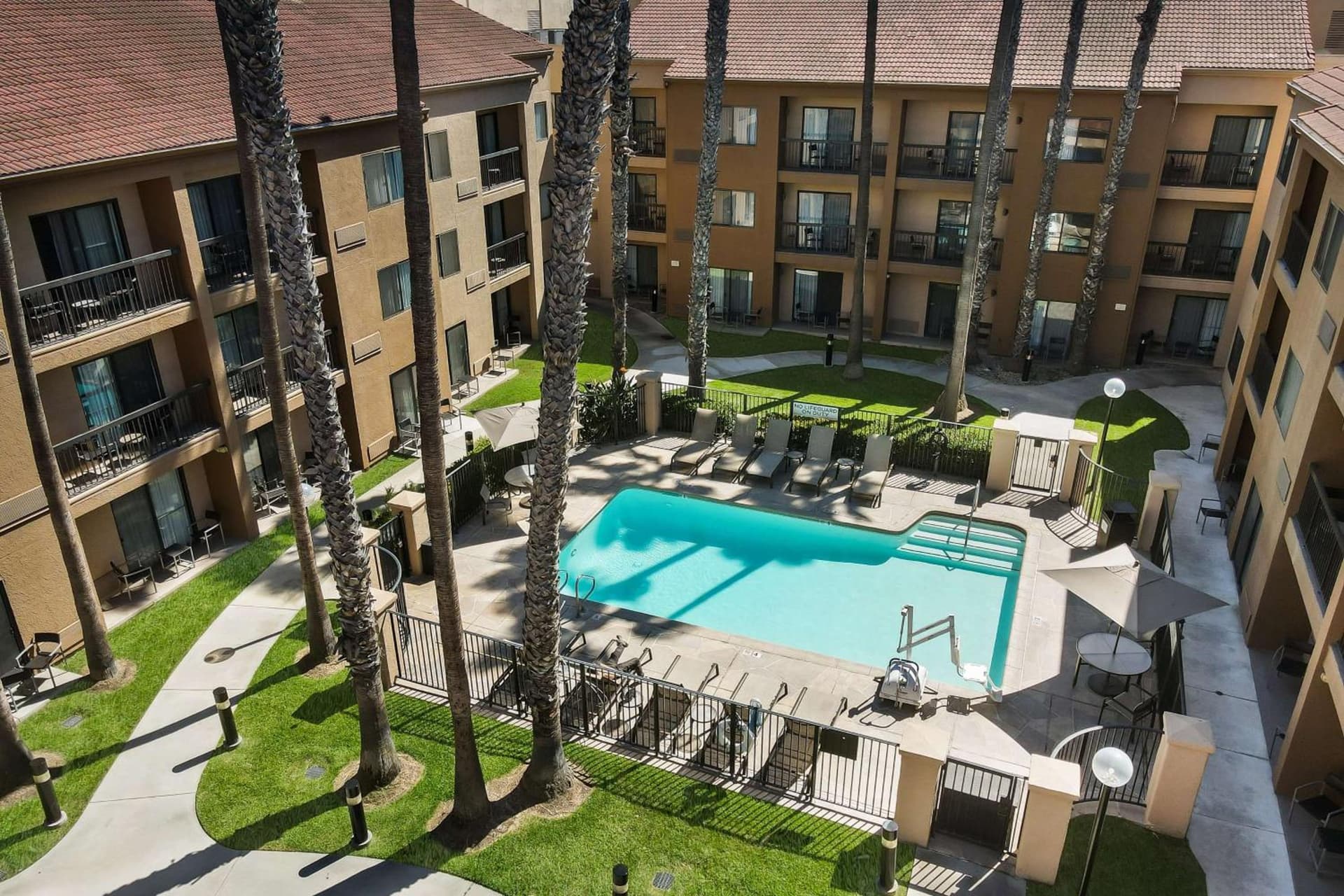 Sonesta Select Huntington Beach Fountain Valley gallery photo in Huntington Beach, CA — image 17