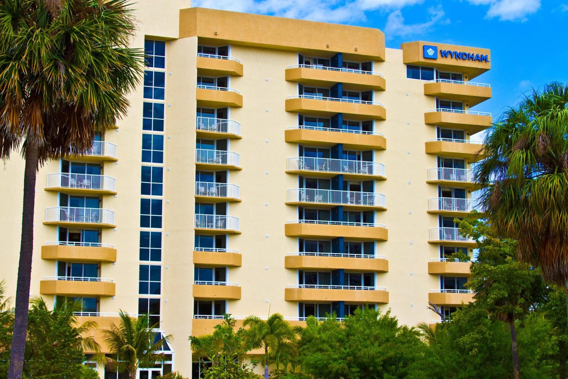 Club Wyndham Santa Barbara gallery photo in Pompano Beach, FL — image 13