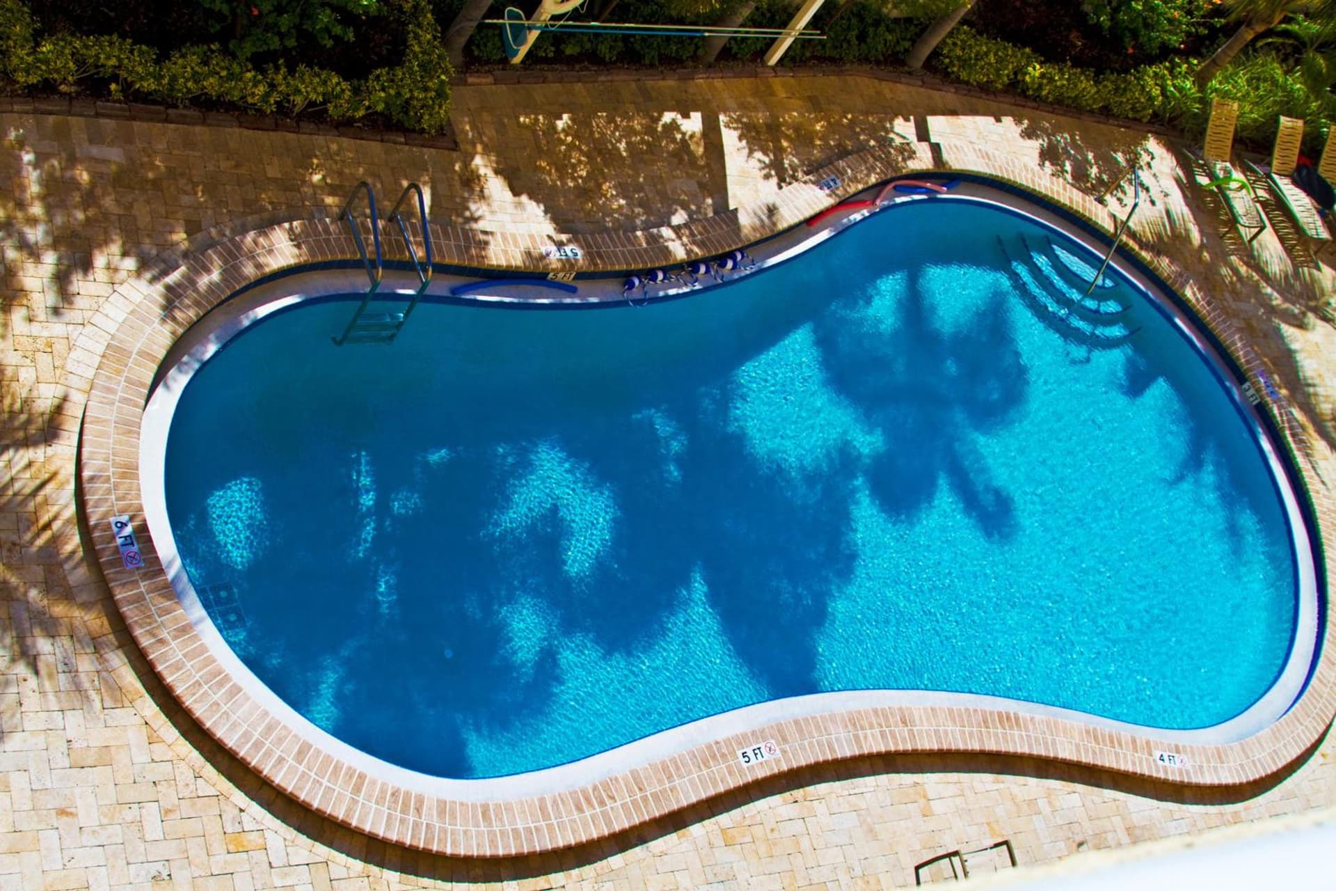 Club Wyndham Santa Barbara gallery photo in Pompano Beach, FL — image 19
