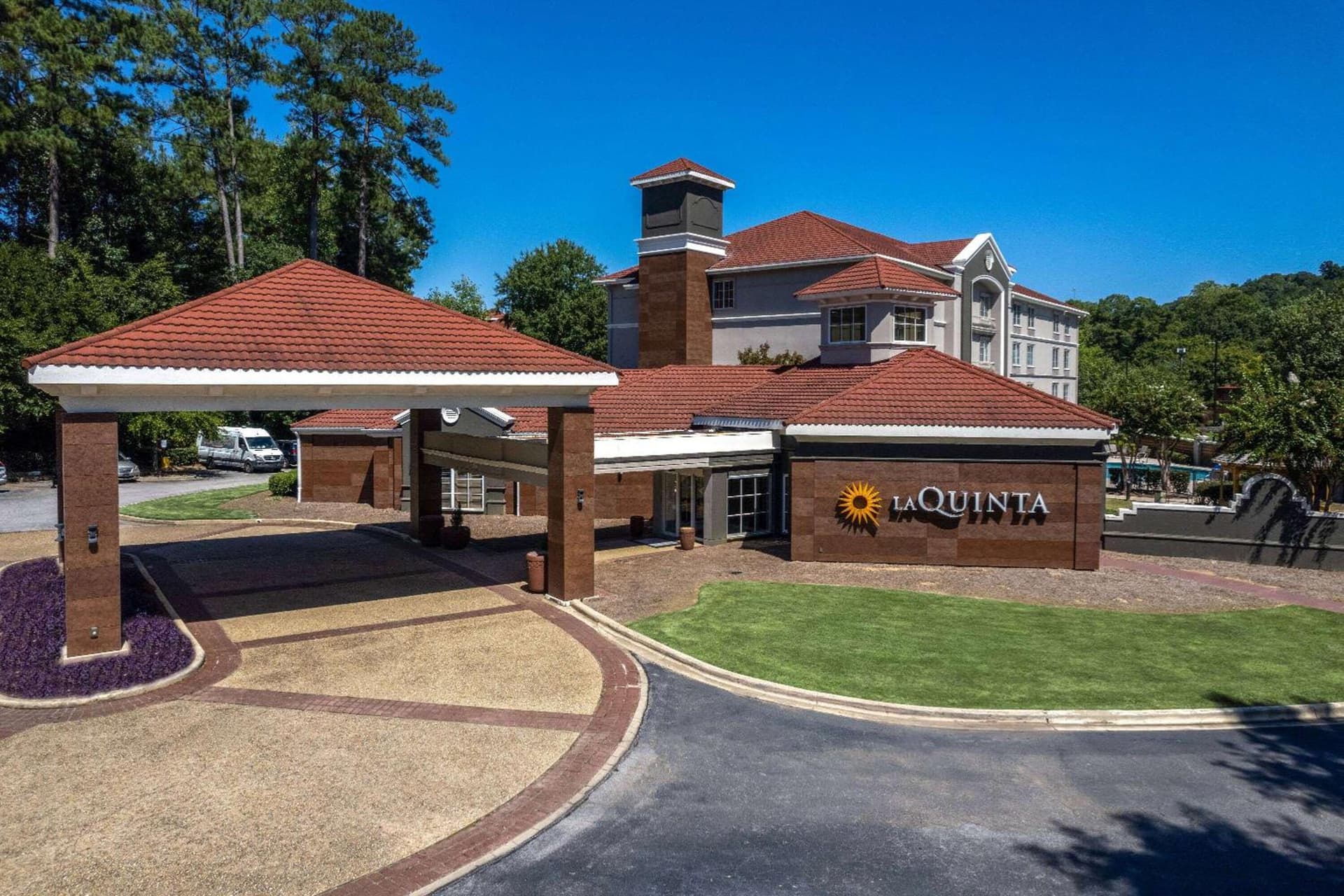 La Quinta by Wyndham Birmingham Hoover gallery photo in Hoover, AL — image 30