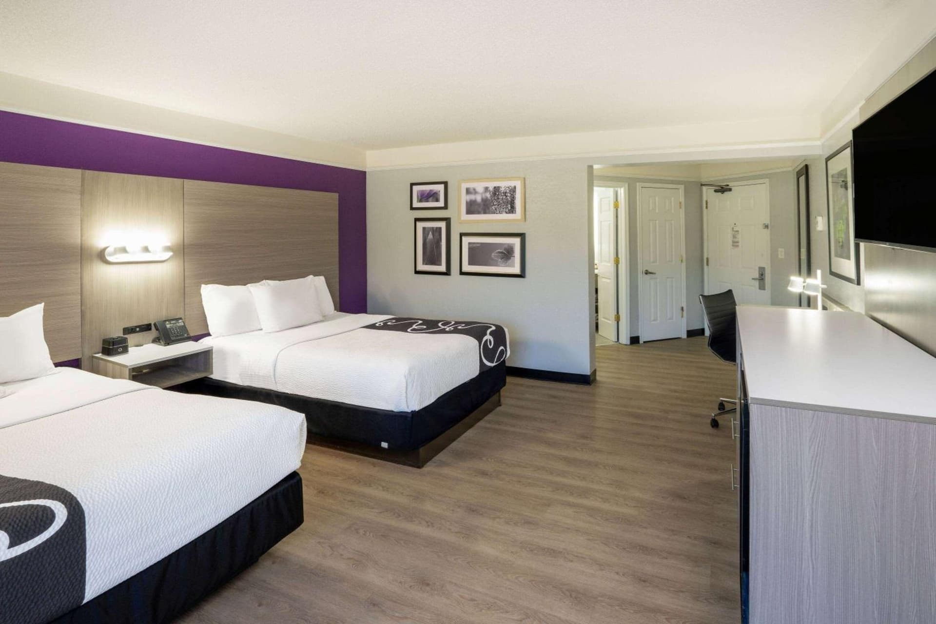 La Quinta by Wyndham Birmingham Hoover gallery photo in Hoover, AL — image 9