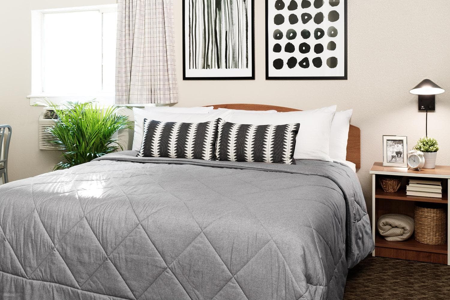 Intown Suites Extended Stay Select Hampton VA gallery photo in Hampton, VA — image 4