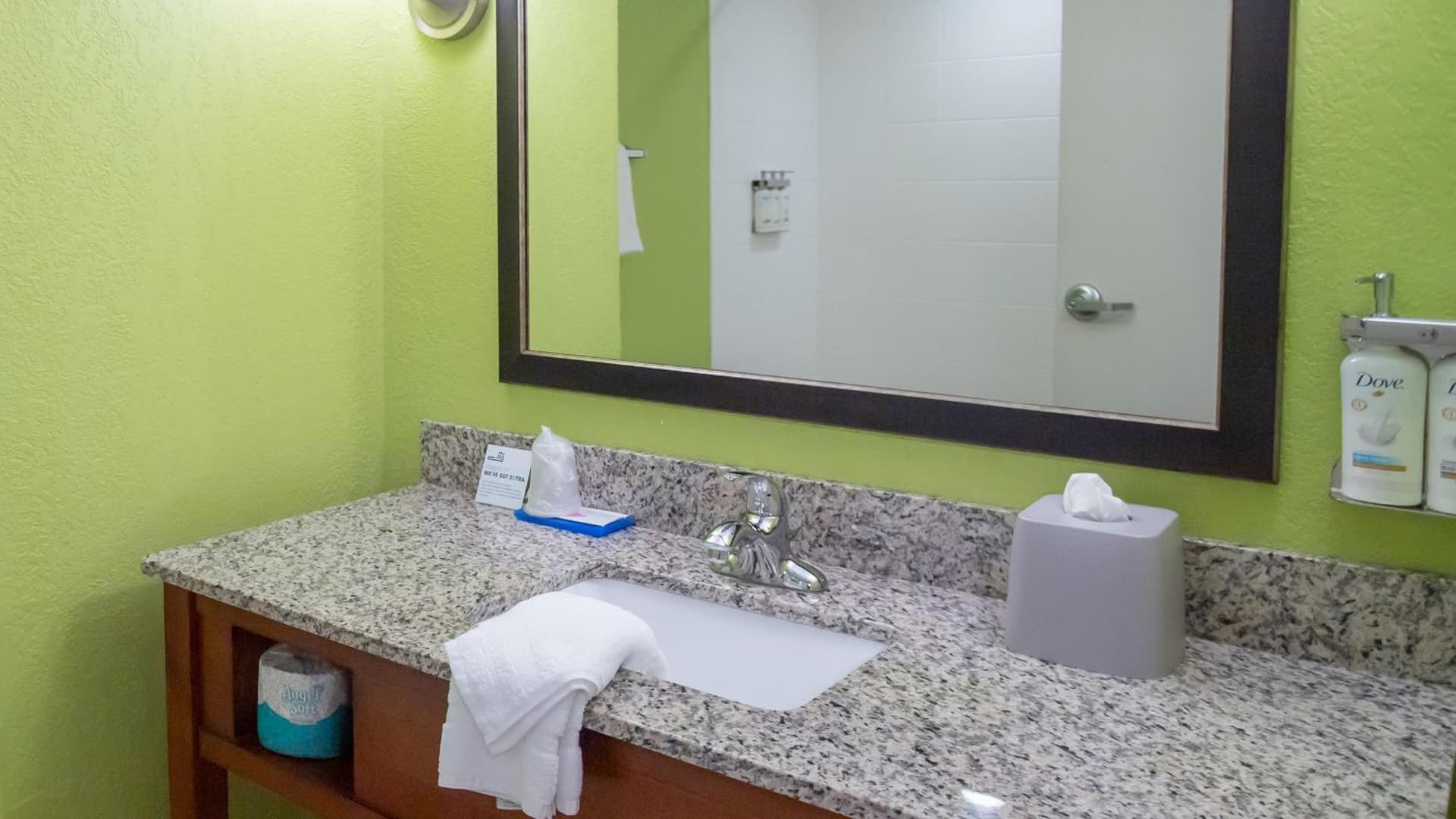 Holiday Inn Express Hickory - Hickory Mart by IHG gallery photo in Hickory, NC — image 27