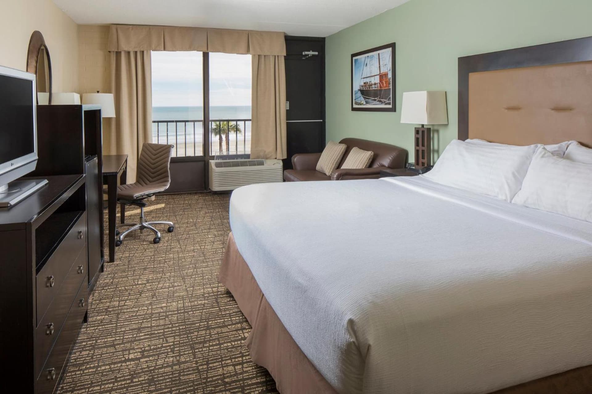 Holiday Inn Resort Galveston - On The Beach by IHG interior in Galveston, TX — gallery photo 2