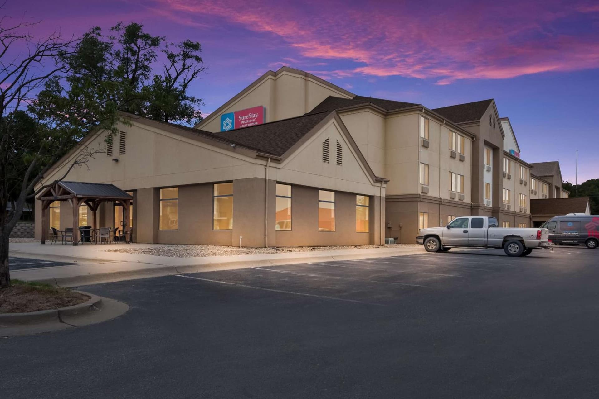 SureStay Plus Hotel by Best Western Coralville Iowa City featured exterior or lobby in Coralville, IA — similar hotel