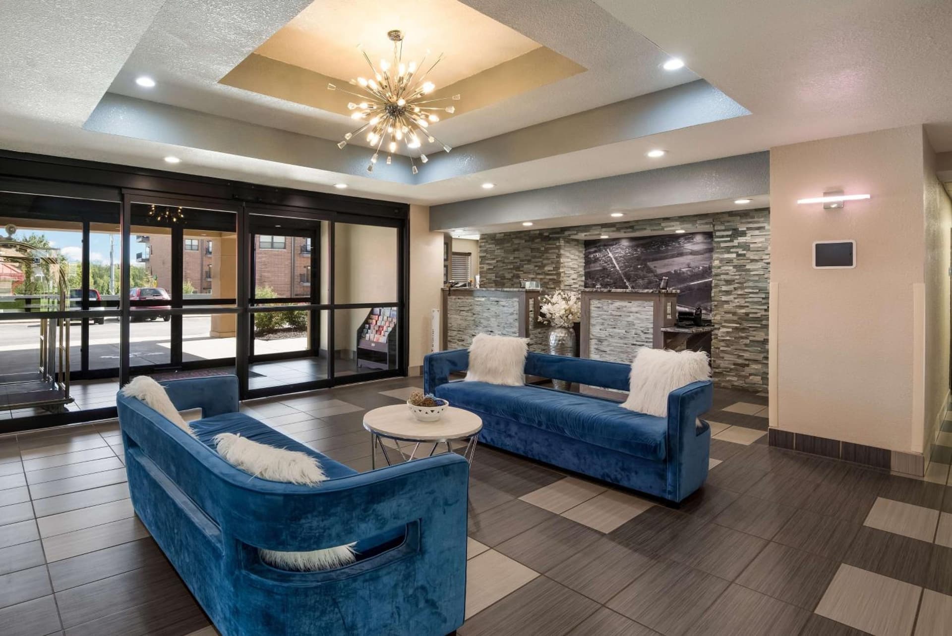 SureStay Plus Hotel by Best Western Coralville Iowa City gallery photo in Coralville, IA — image 41