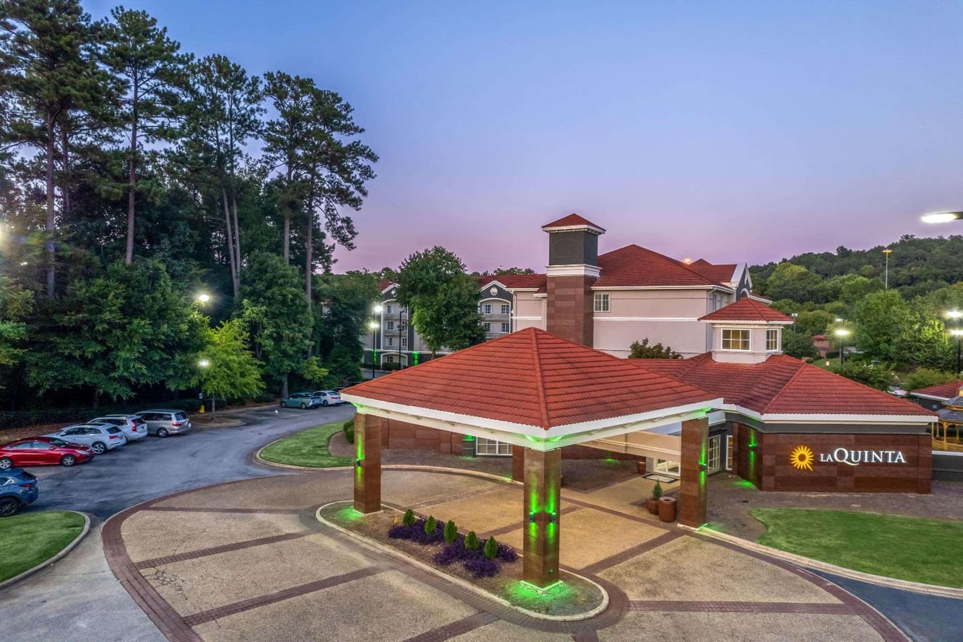 La Quinta by Wyndham Birmingham Hoover gallery photo in Hoover, AL — image 31