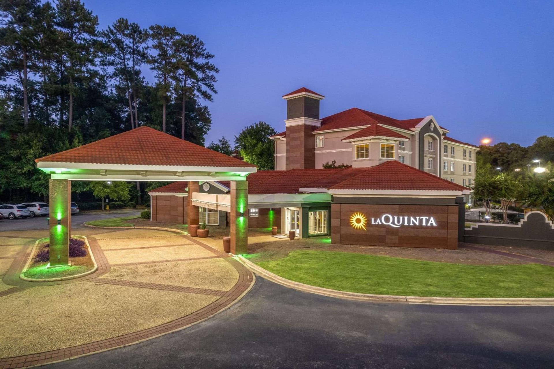 La Quinta by Wyndham Birmingham Hoover gallery photo in Hoover, AL — image 15