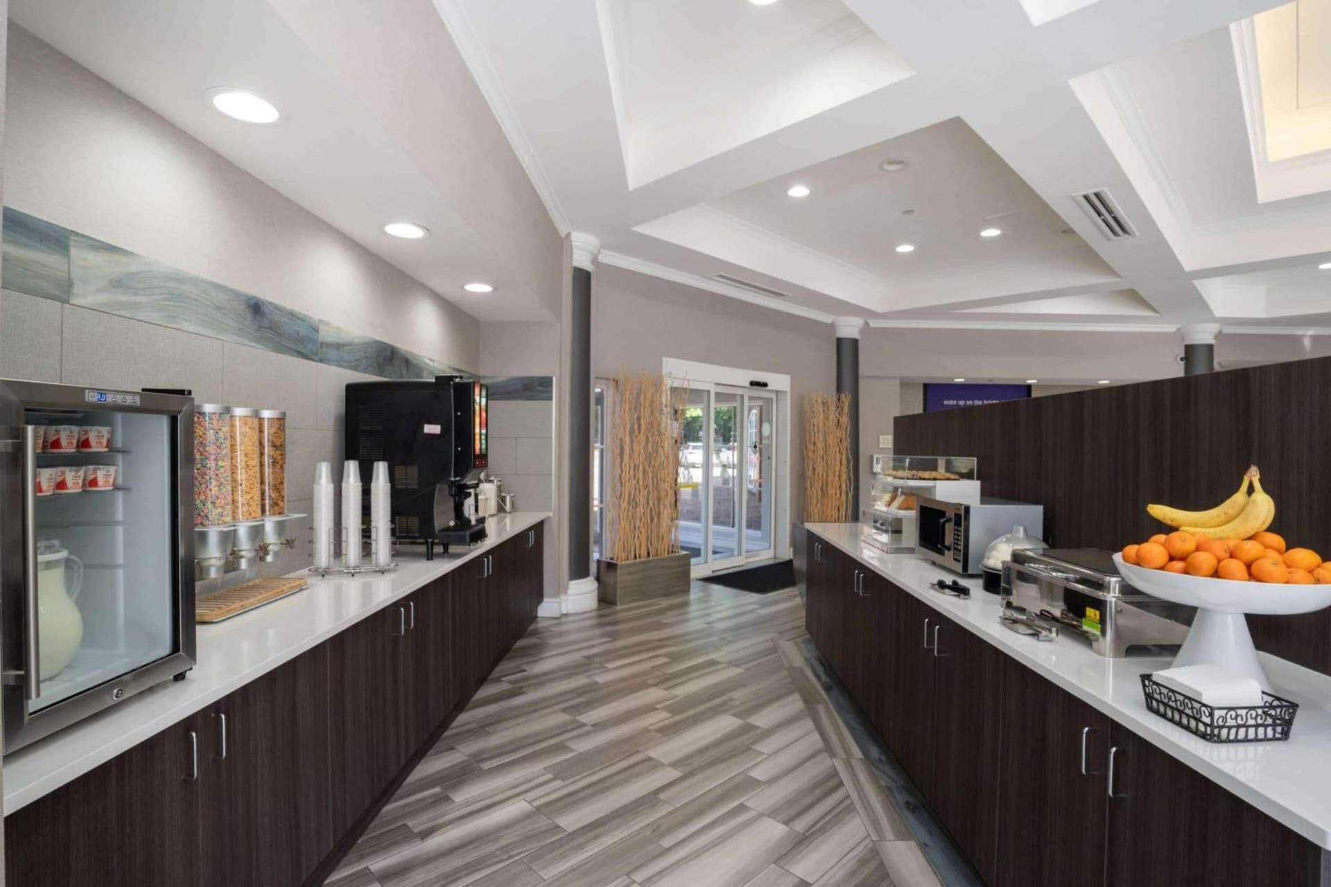 La Quinta by Wyndham Birmingham Hoover gallery photo in Hoover, AL — image 34
