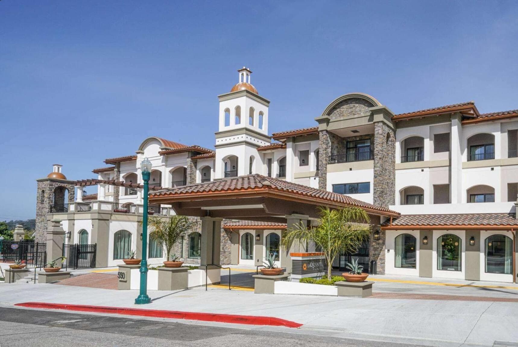 La Quinta Inn & Suites by Wyndham Santa Cruz gallery photo in Santa Cruz, CA — image 79