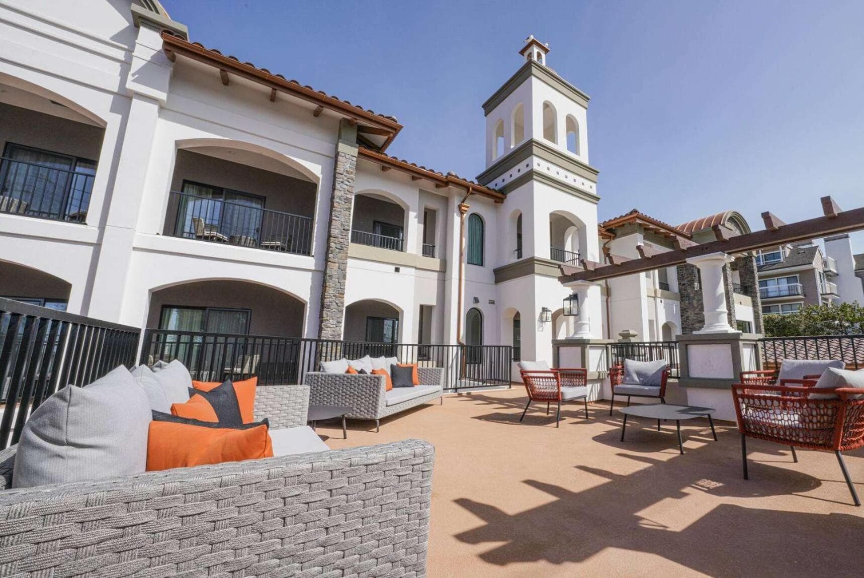 La Quinta Inn & Suites by Wyndham Santa Cruz gallery photo in Santa Cruz, CA — image 94