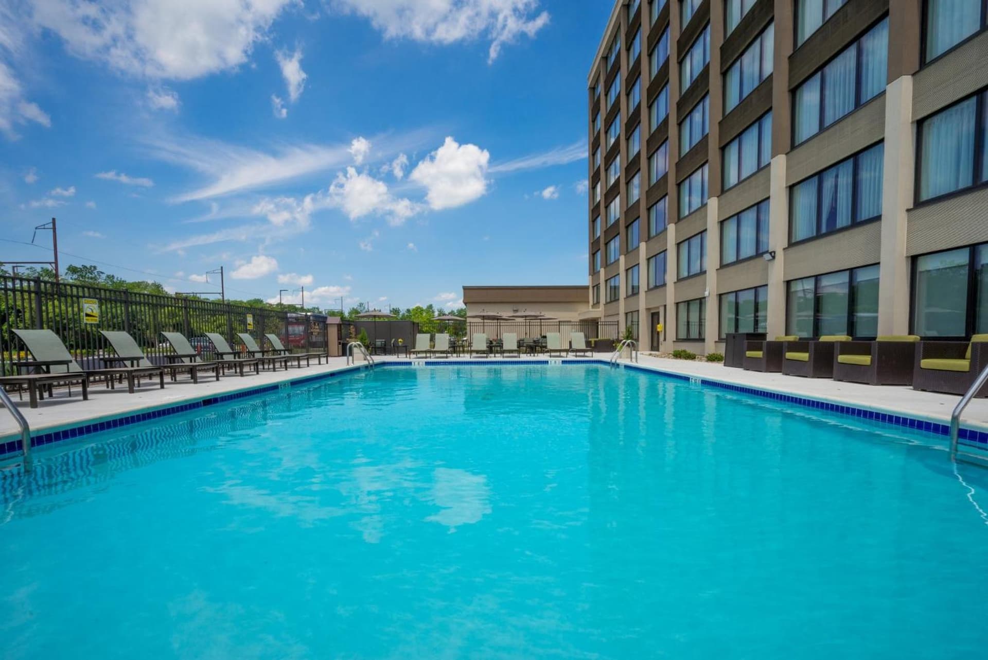 Holiday Inn Express & Suites Ft. Washington - Philadelphia by IHG gallery photo in Fort Washington, PA — image 26