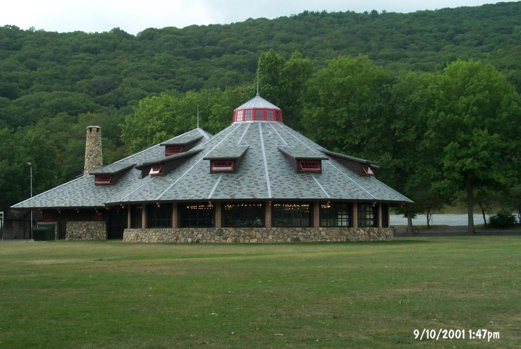 Overlook Lodge and Stone Cottages at Bear Mountain property views in Highland Falls, NY — gallery photo 3