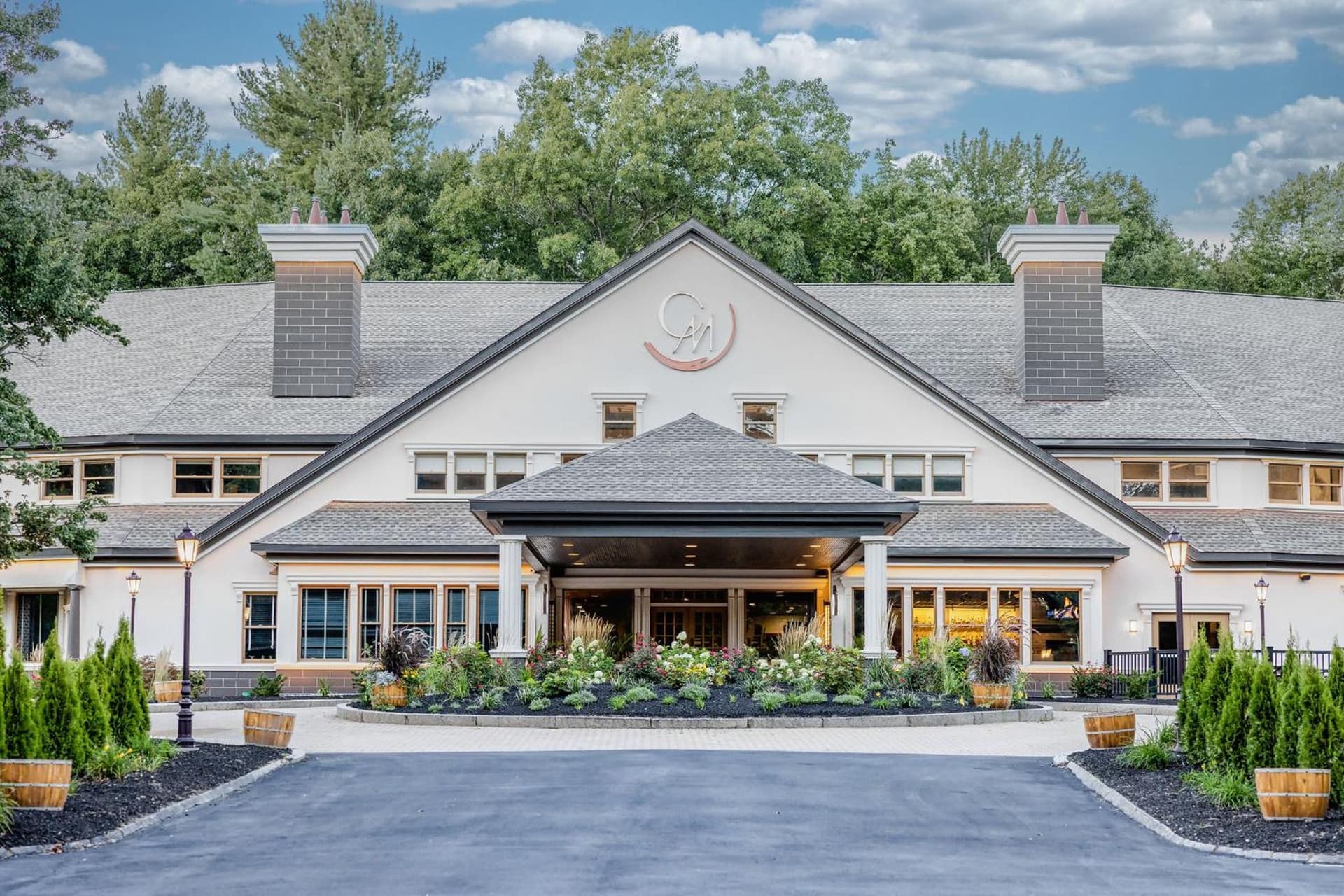Chateau Merrimack Hotel & Spa gallery photo in Tyngsboro — image 7