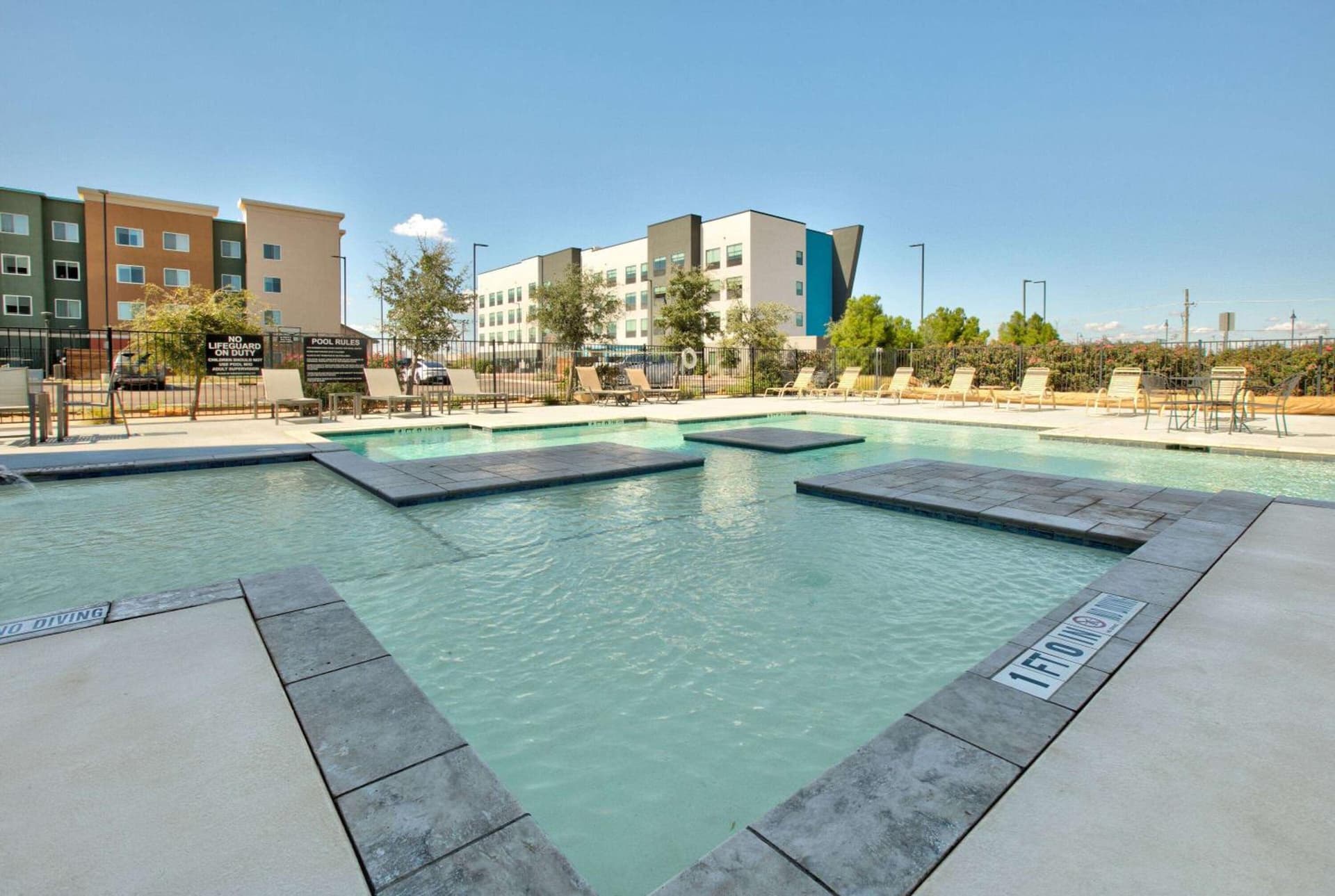 La Quinta Inn & Suites by Wyndham Lubbock Southwest gallery photo in Lubbock, TX — image 48